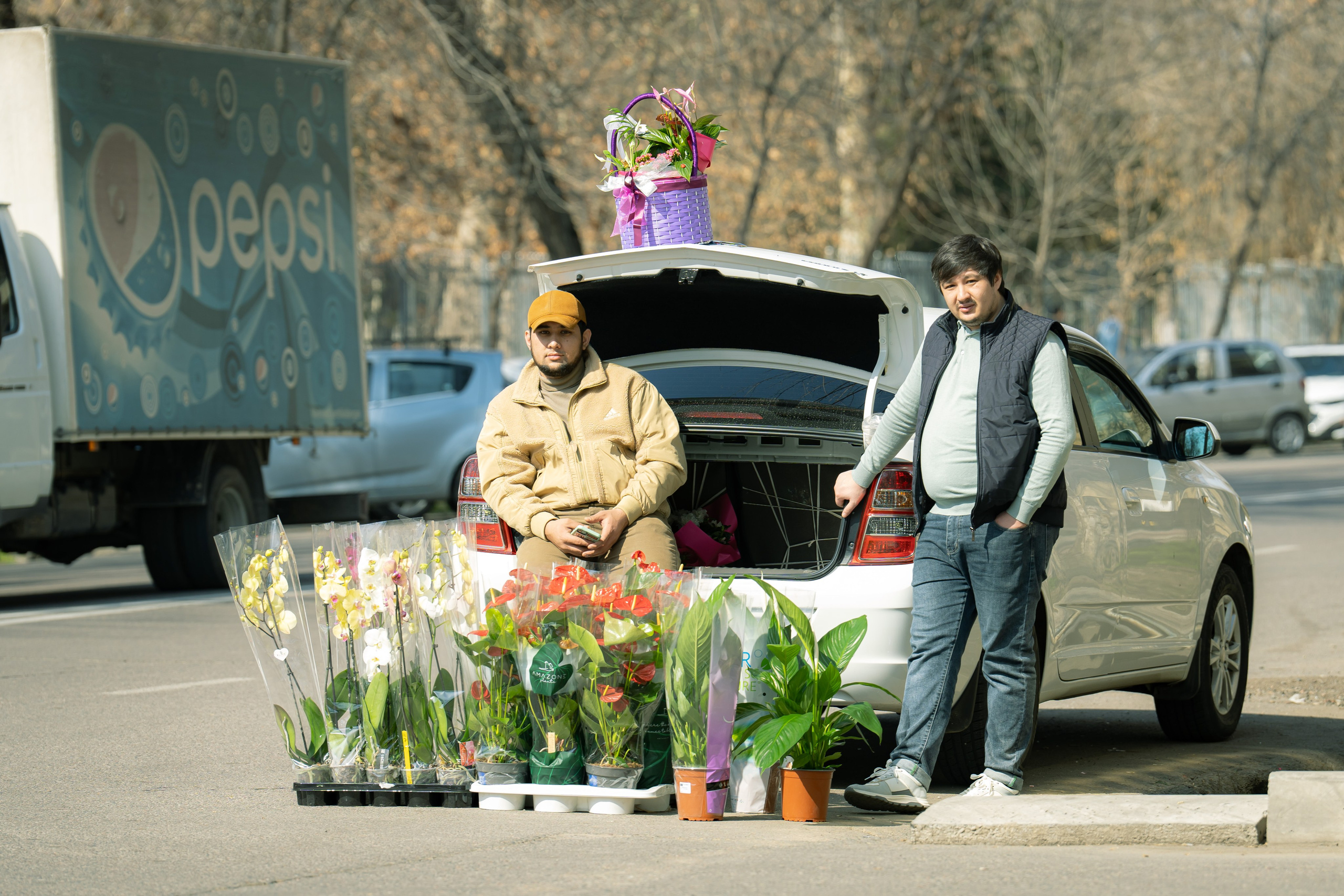 Как мужчины готовились к 8 марта. Георгий Намазов | Фотограф в Ташкенте