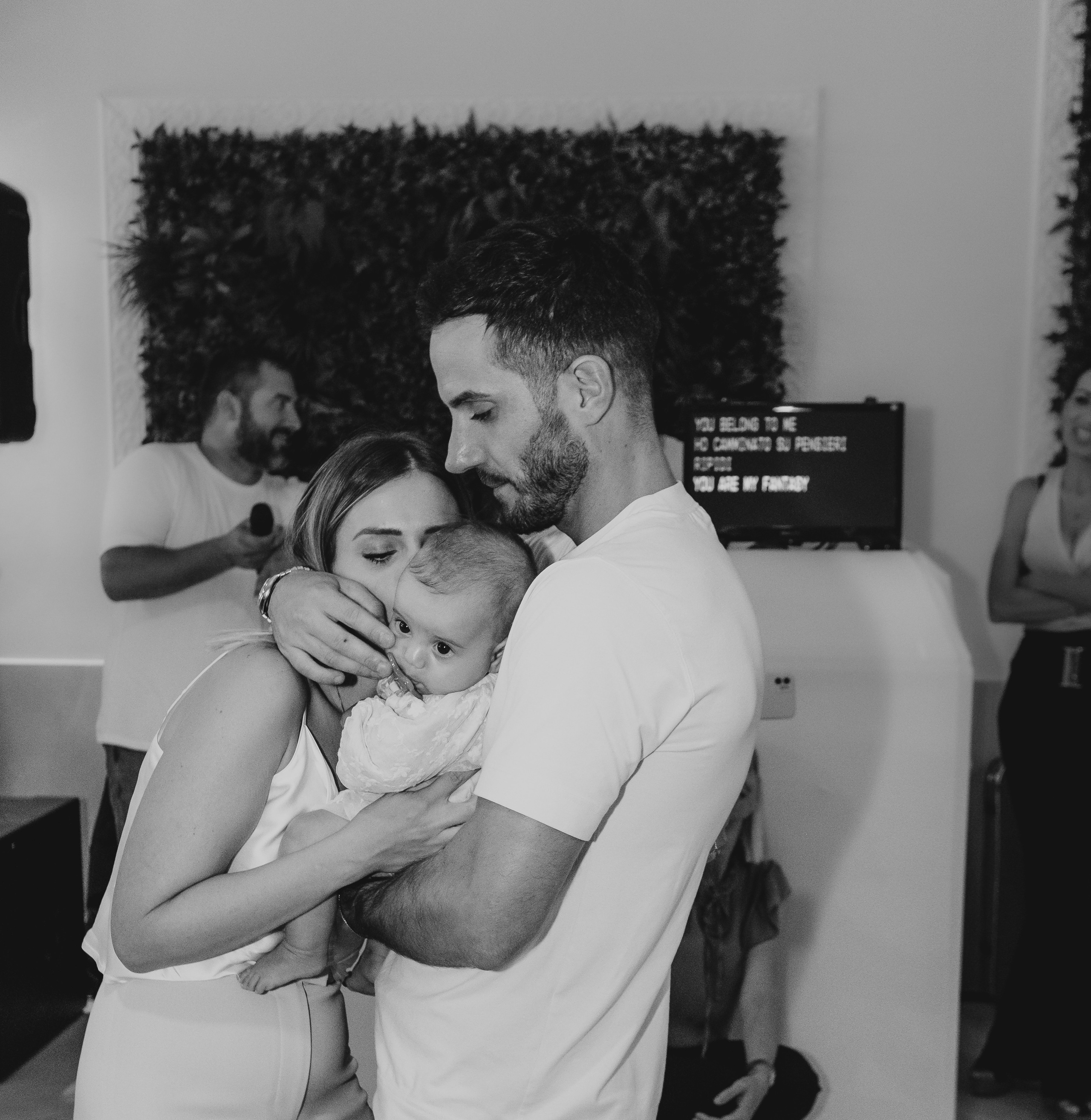 Ritratti di Famiglia | Momenti Intimi e Legami Autentici. Fotografa maternity, family e business a Pomezia e Roma – Simona Henkel