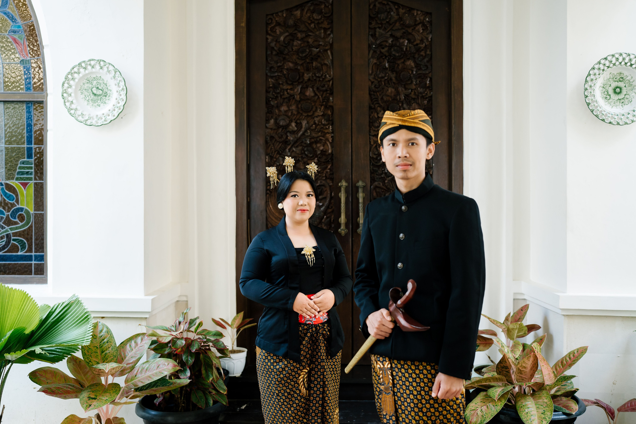 Prewedding Photo Shoot with Javanese style. Female Photographer in Bali