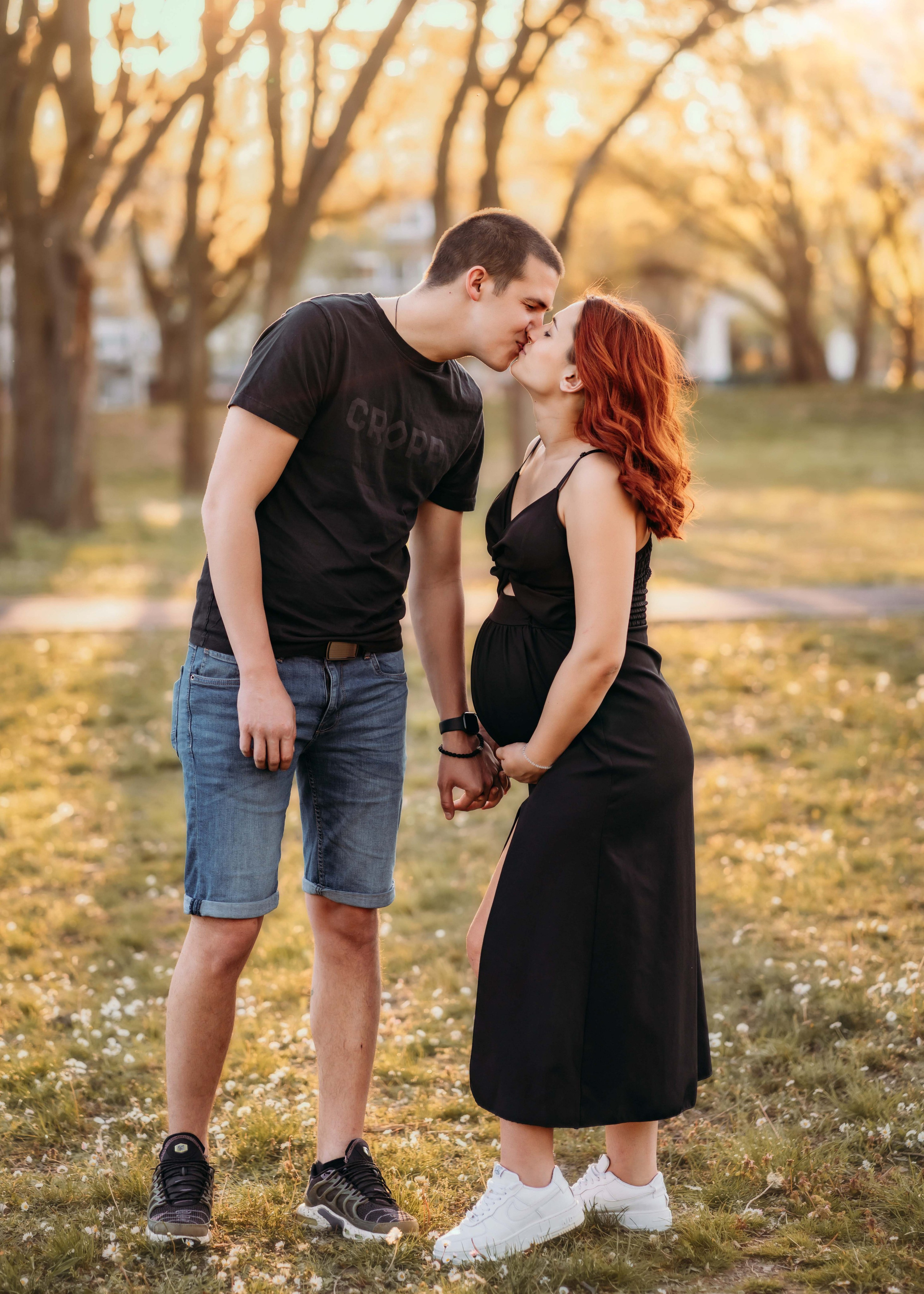 FOTOGRAFISANJE TRUDNICA. DEČIJI FOTOGRAF BEOGRAD|NOVOGODISNJE FOTOGRAFISANJE|CAKE SMASH