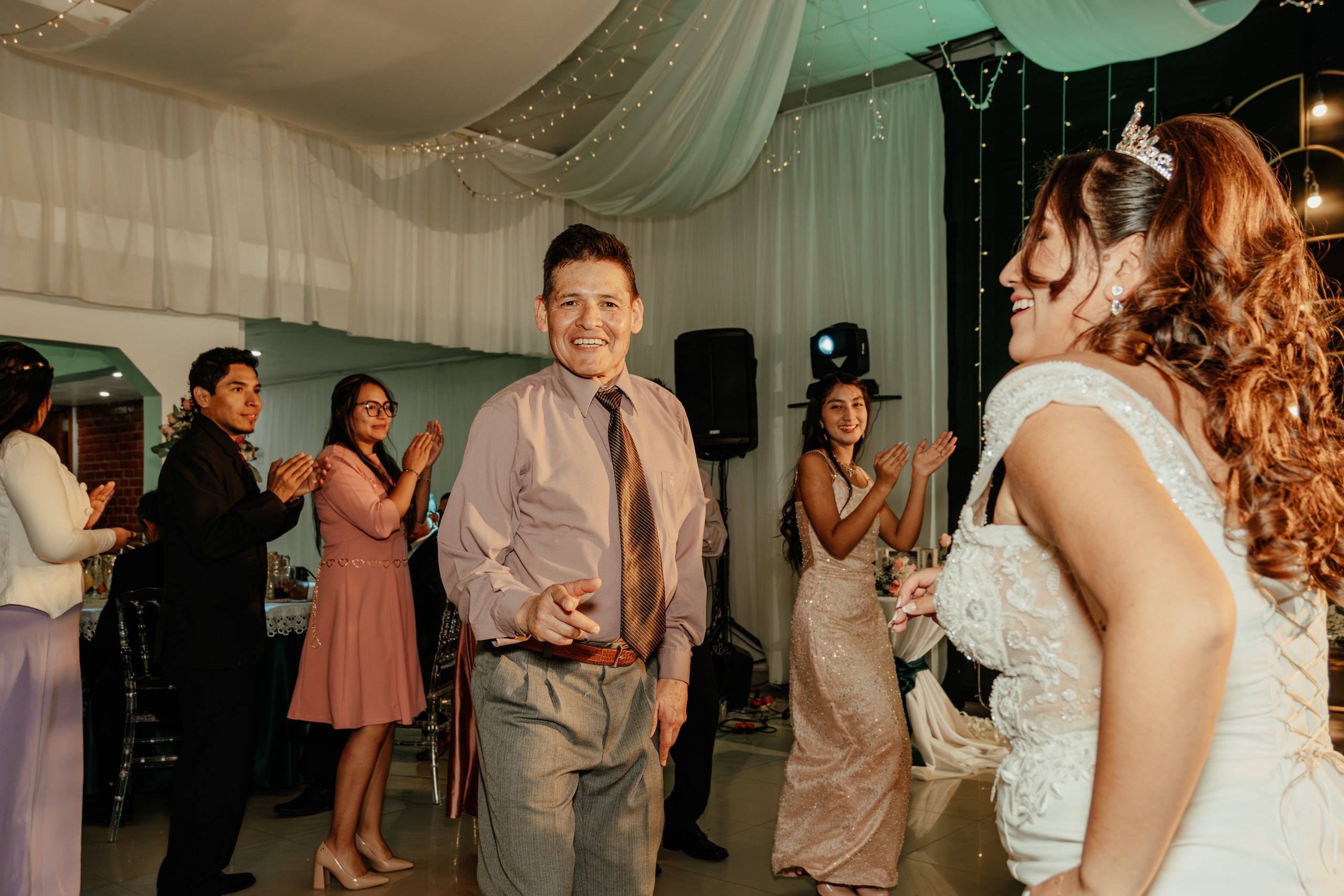 ANGIE + MANUEL BODA RELIGIOSA. Studio KVTA | Fotografía y Video de Bodas en Arequipa