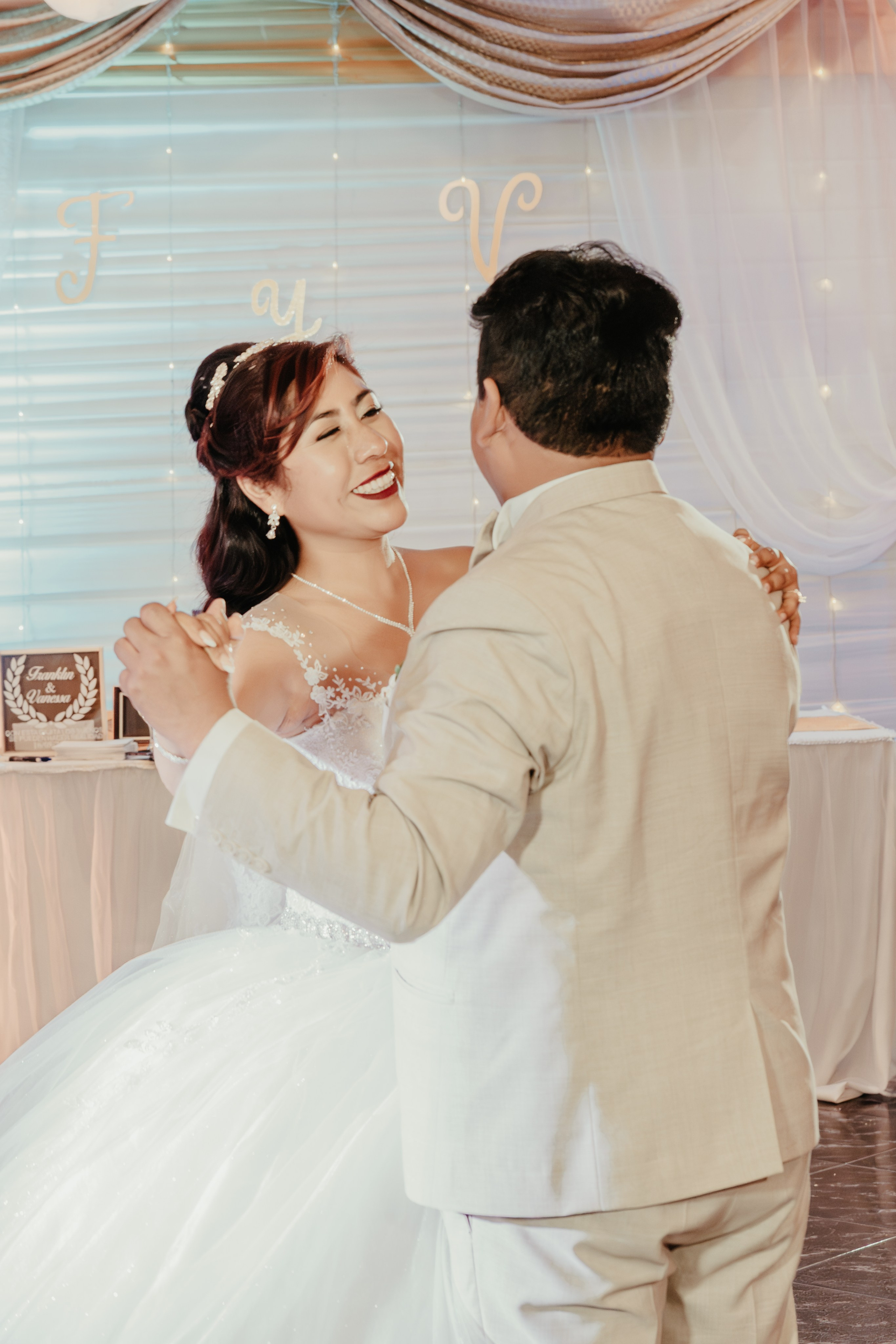 VANESSA + FRANKLIN BODA RELIGIOSA. Studio KVTA | Fotografía y Video de Bodas en Arequipa