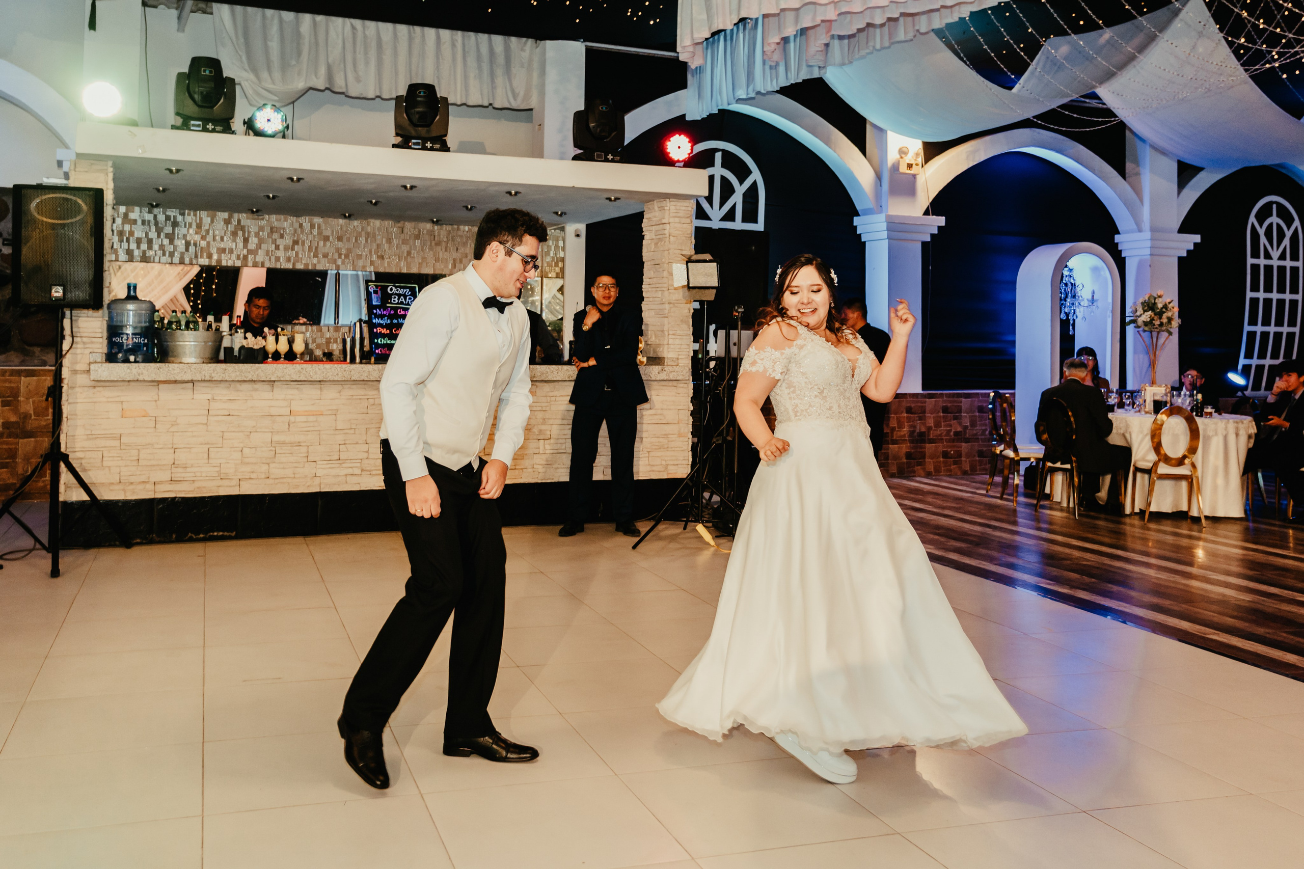 VANIA + LUIS BODA CIVIL. Studio KVTA | Fotografía y Video de Bodas en Arequipa