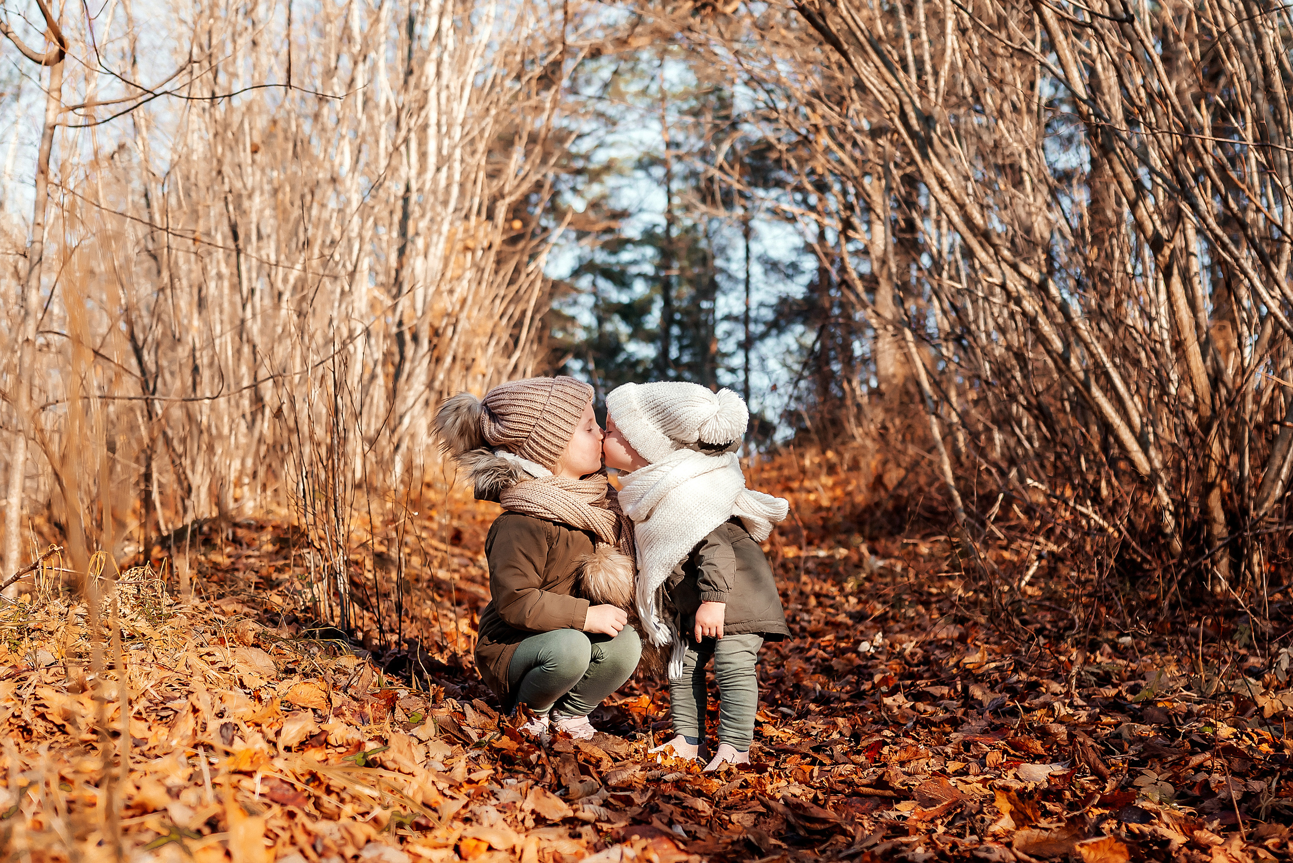 Арианна и Мила. Осень 2021. Ваш фотограф в Латгалии — Александра Юхневича!