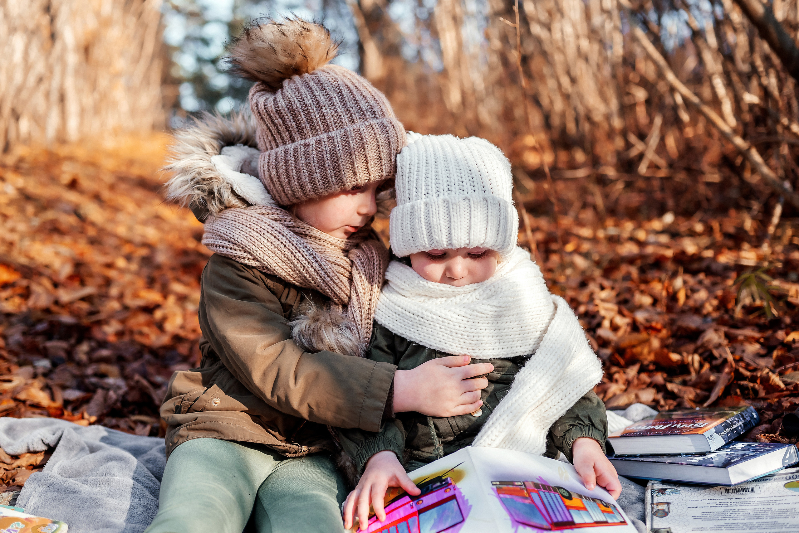 Арианна и Мила. Осень 2021. Ваш фотограф в Латгалии — Александра Юхневича!