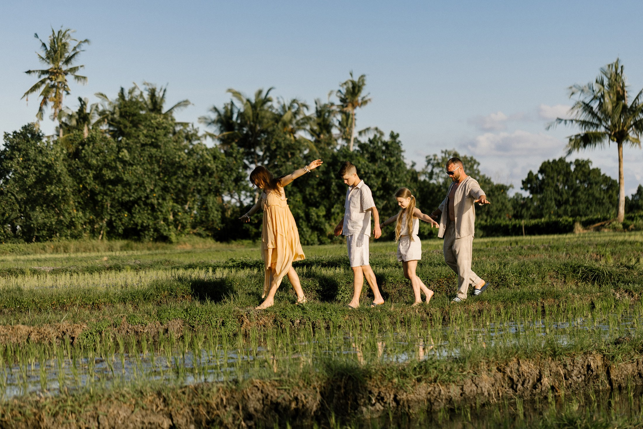 Family wedding. Getitfeel — Aesthetic Photography and Videography