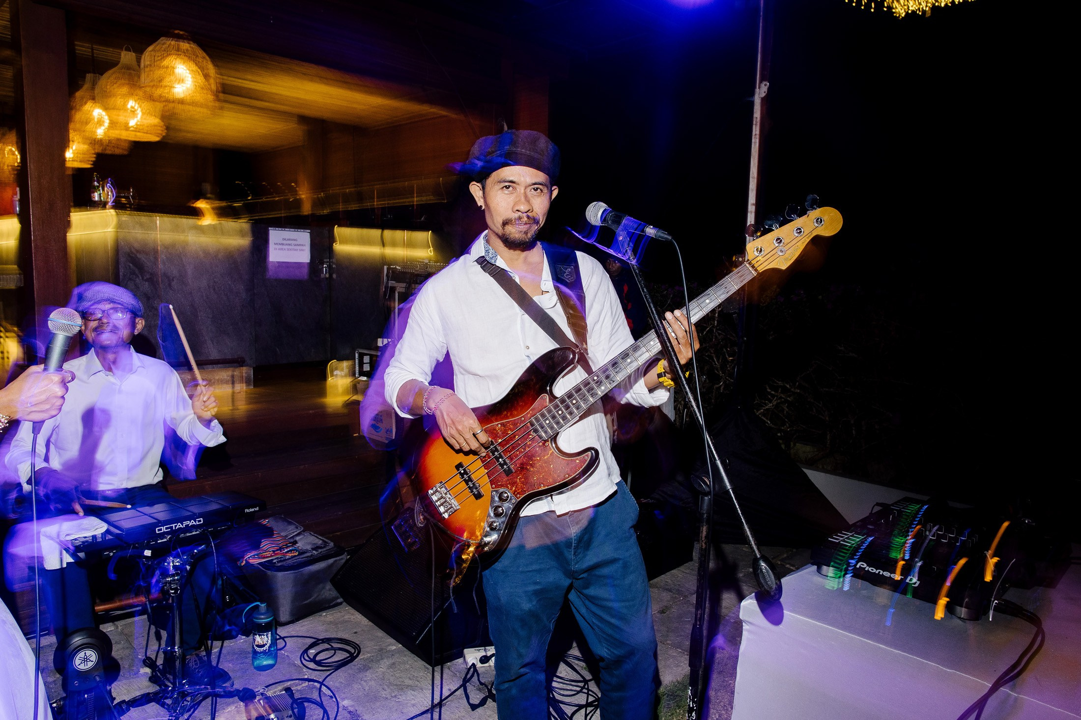 Big funny wedding with guests in paradise Bali island. Get.it.feel — Aesthetic Photography and Videography