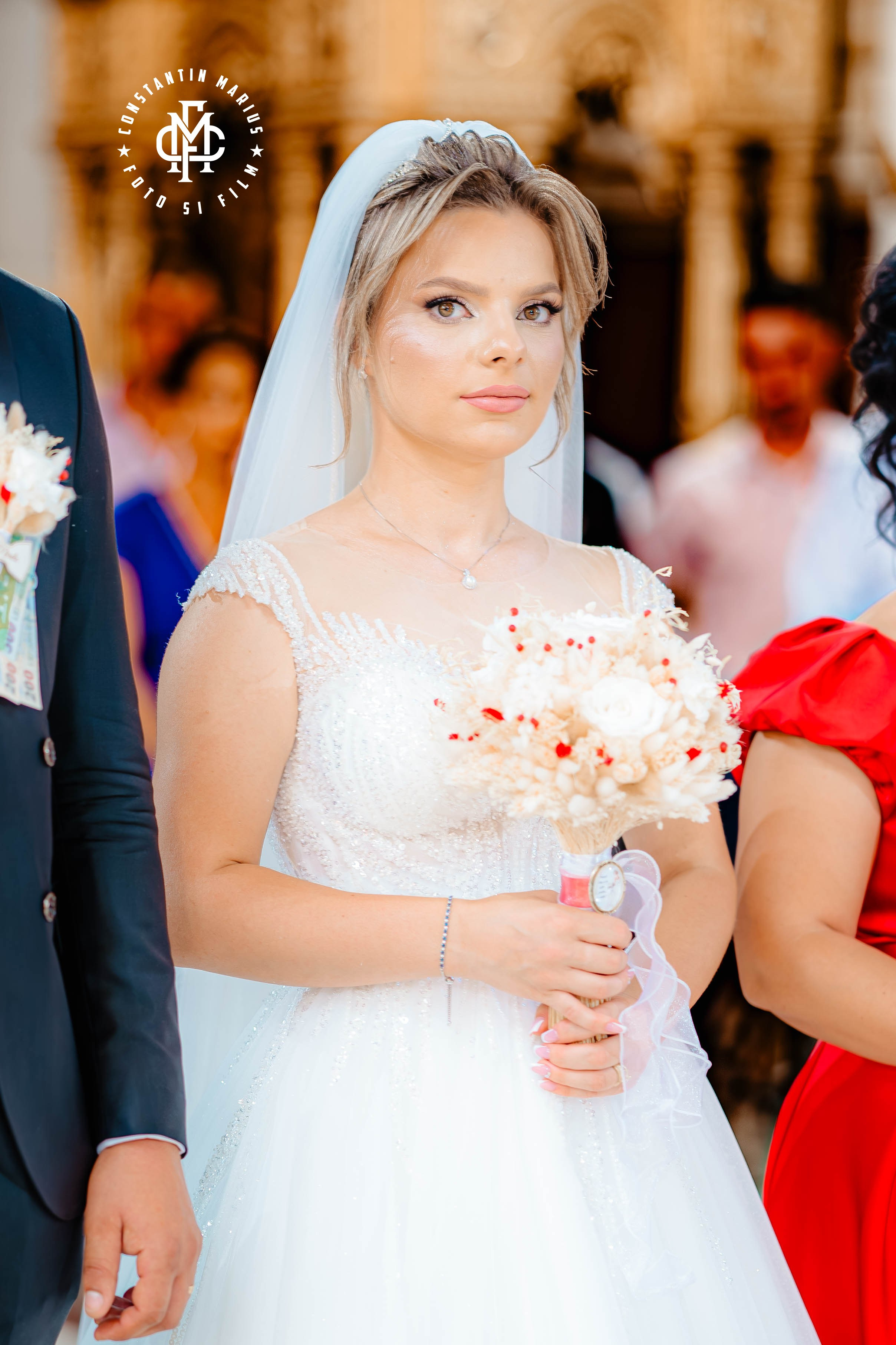 WEDDING PHOTOGRAPHY. DESPRE NOI