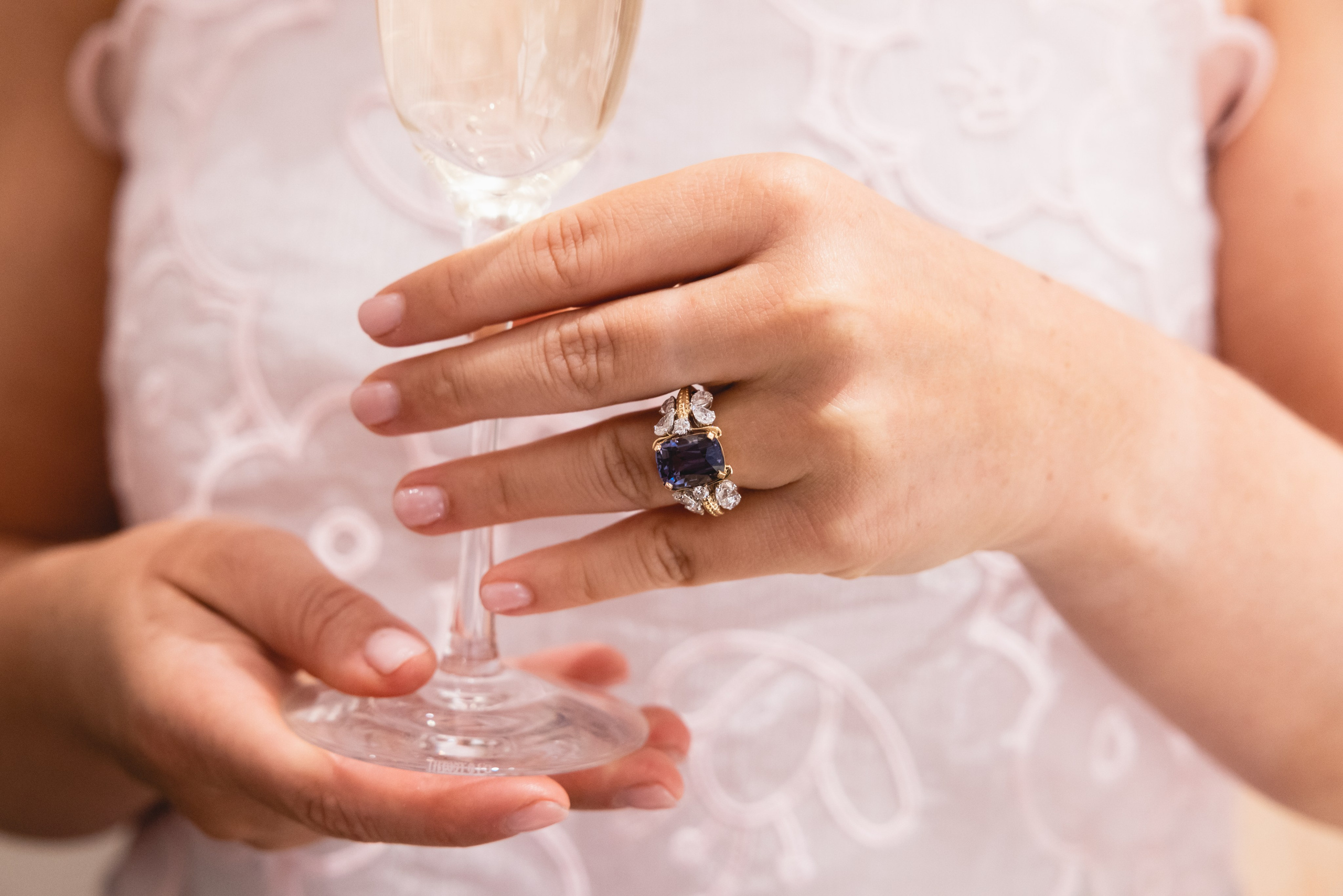 Tiffany. Professional wedding photographer in Copenhagen, Denmark — Julia Byron