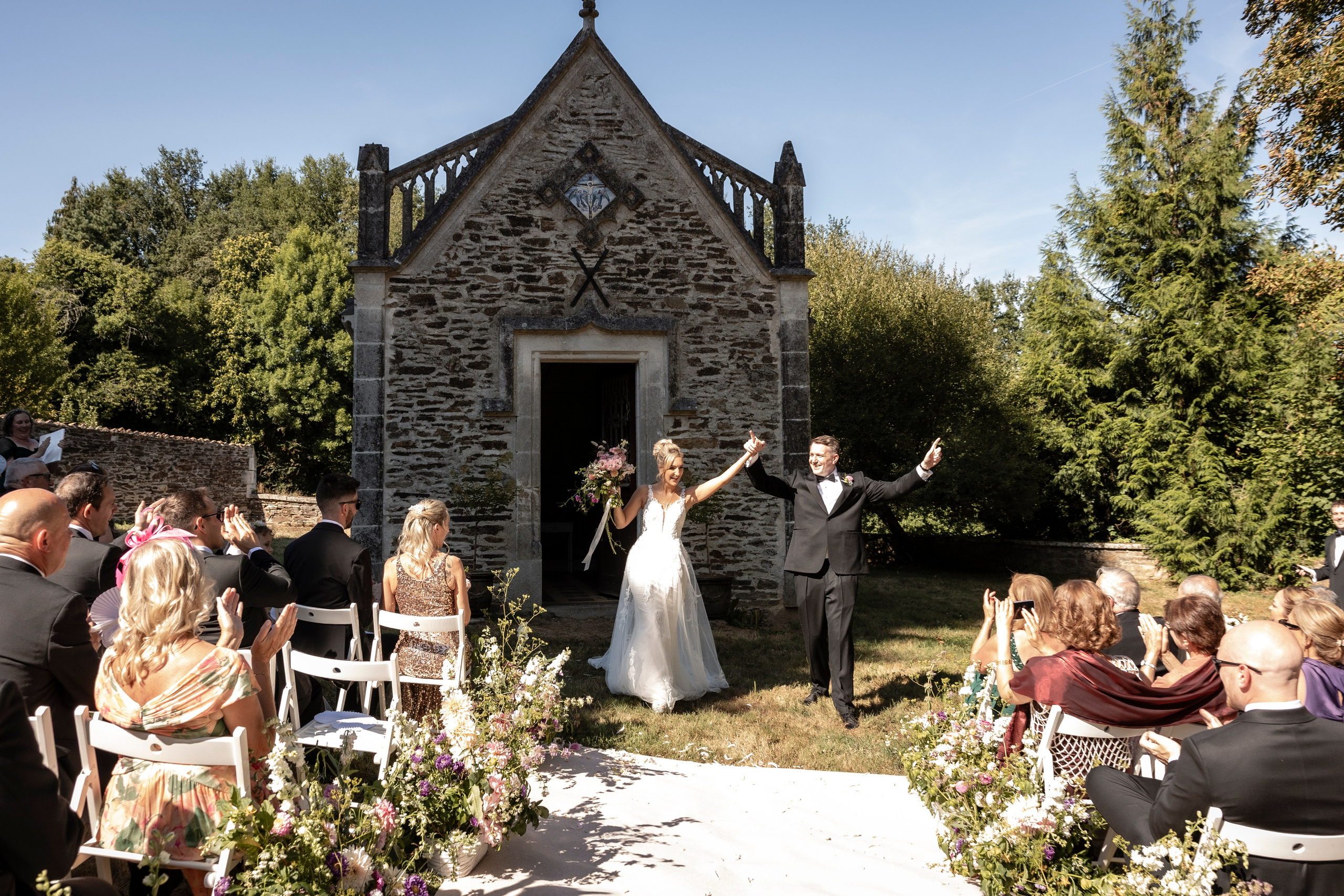 A Dordogne Château Wedding: Lucia & Gareth at d’Oche