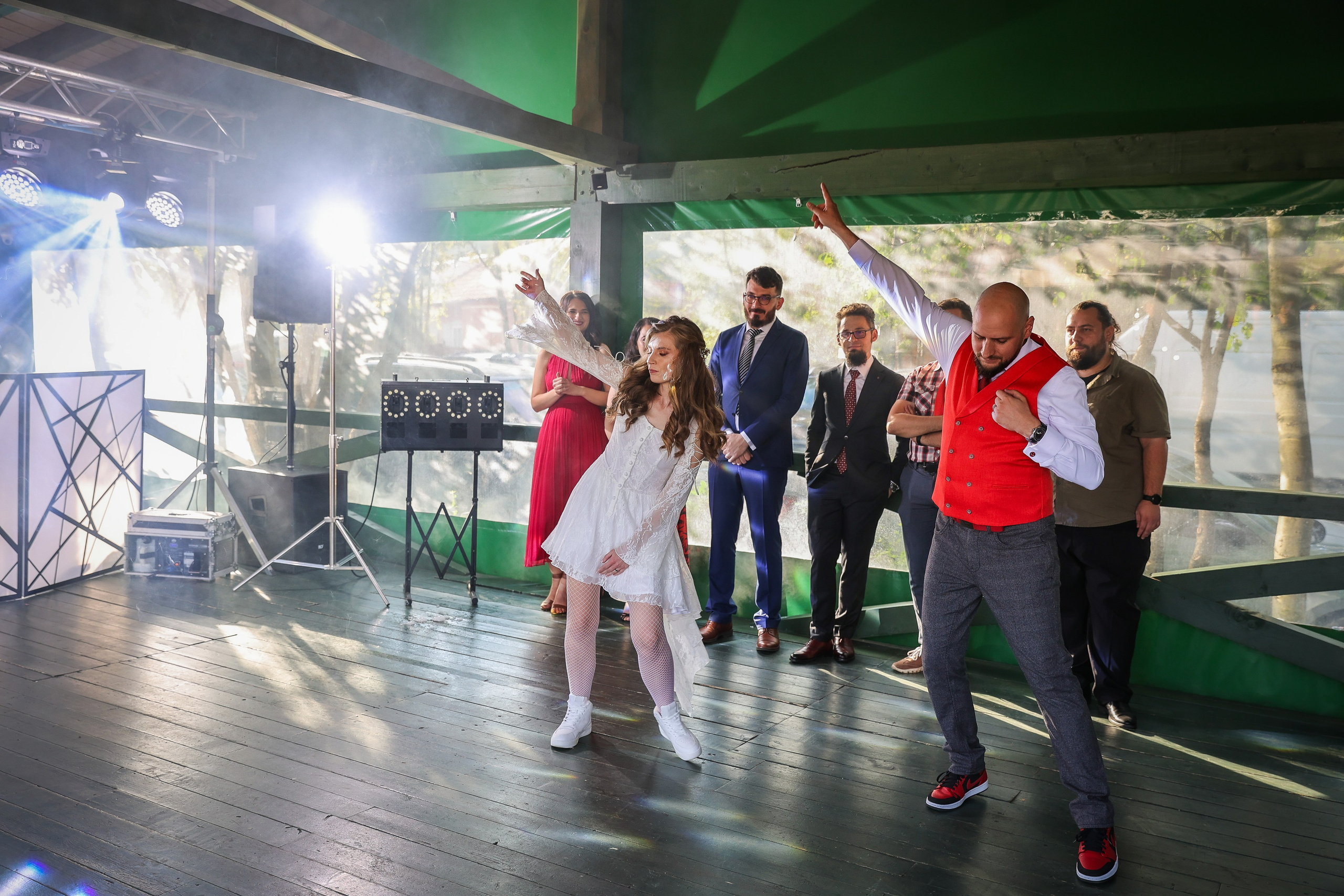 Orsi & Remus, eleganță în inima Transilvaniei. Rares Bucur is a professional wedding photographer based in Cluj-Napoca, Romania, specializing in wedding photography