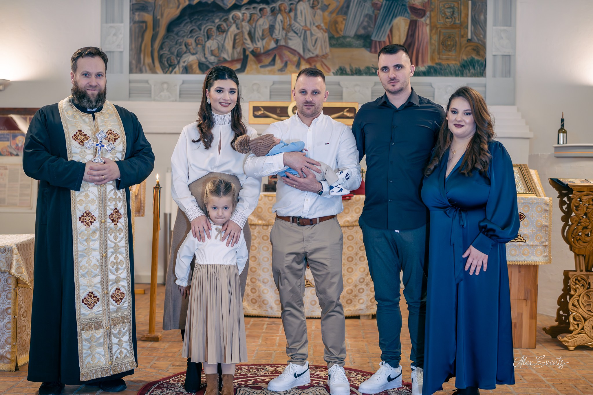 Botez romanesc autentic fotografiat la biserica romaneasca din Nykøbing Mors| Alex Events. AlexEvents Fotograf / Videograf de evenimente Danemarca DK Horsens, Arhus, Odense, Vejle.Nunta, botez, foto-studio