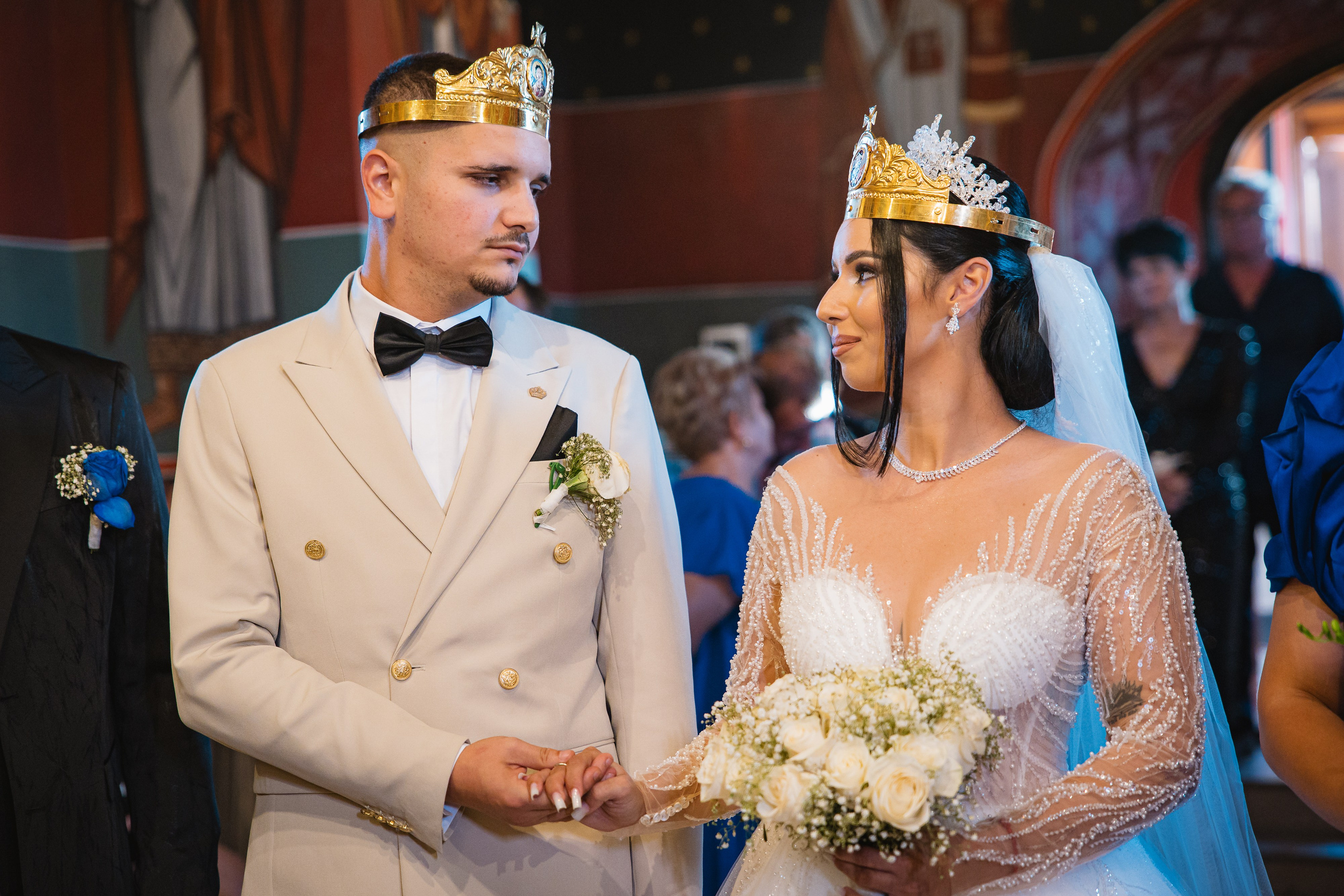 Bella & Adi. Foto Studio — Fotograf de evenimente, nunti, botezuri, portrete