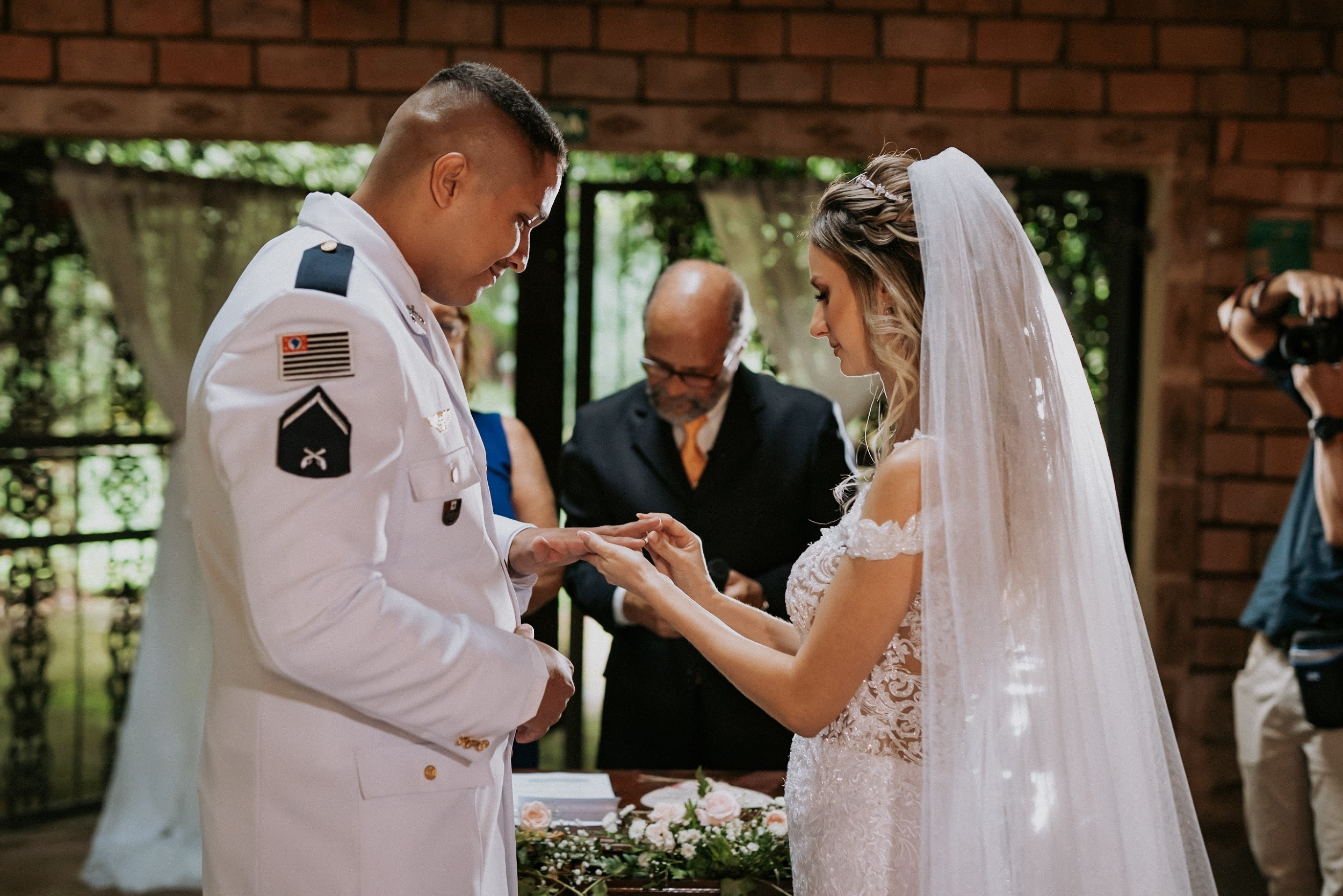Casamento Isadora e Icaro — Alvorada. Fotógrafo de casamento e Filmmaker de casamento