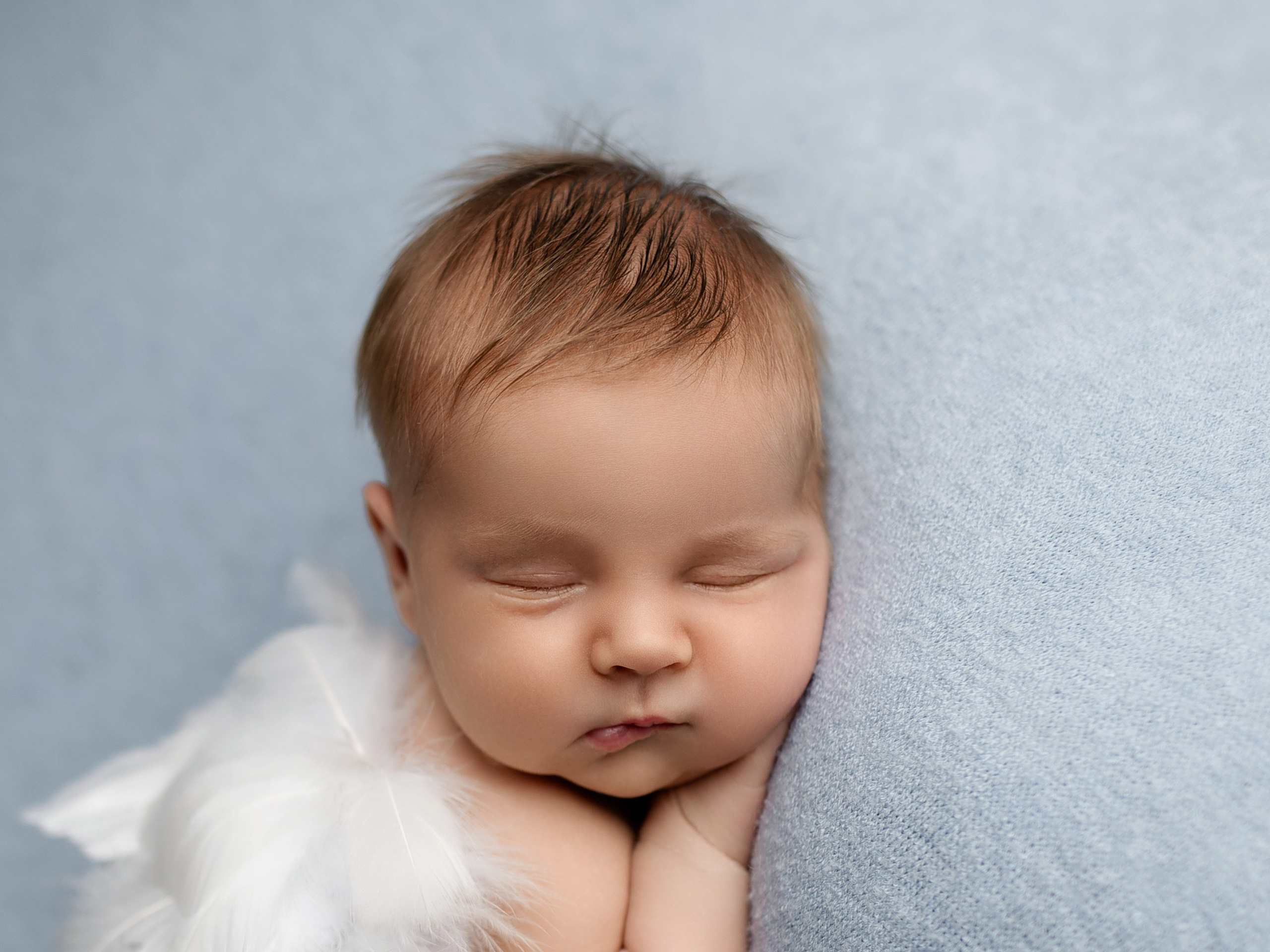 Esu Aleksandra naujagimių ir kudikių fotografė iš Vilniaus