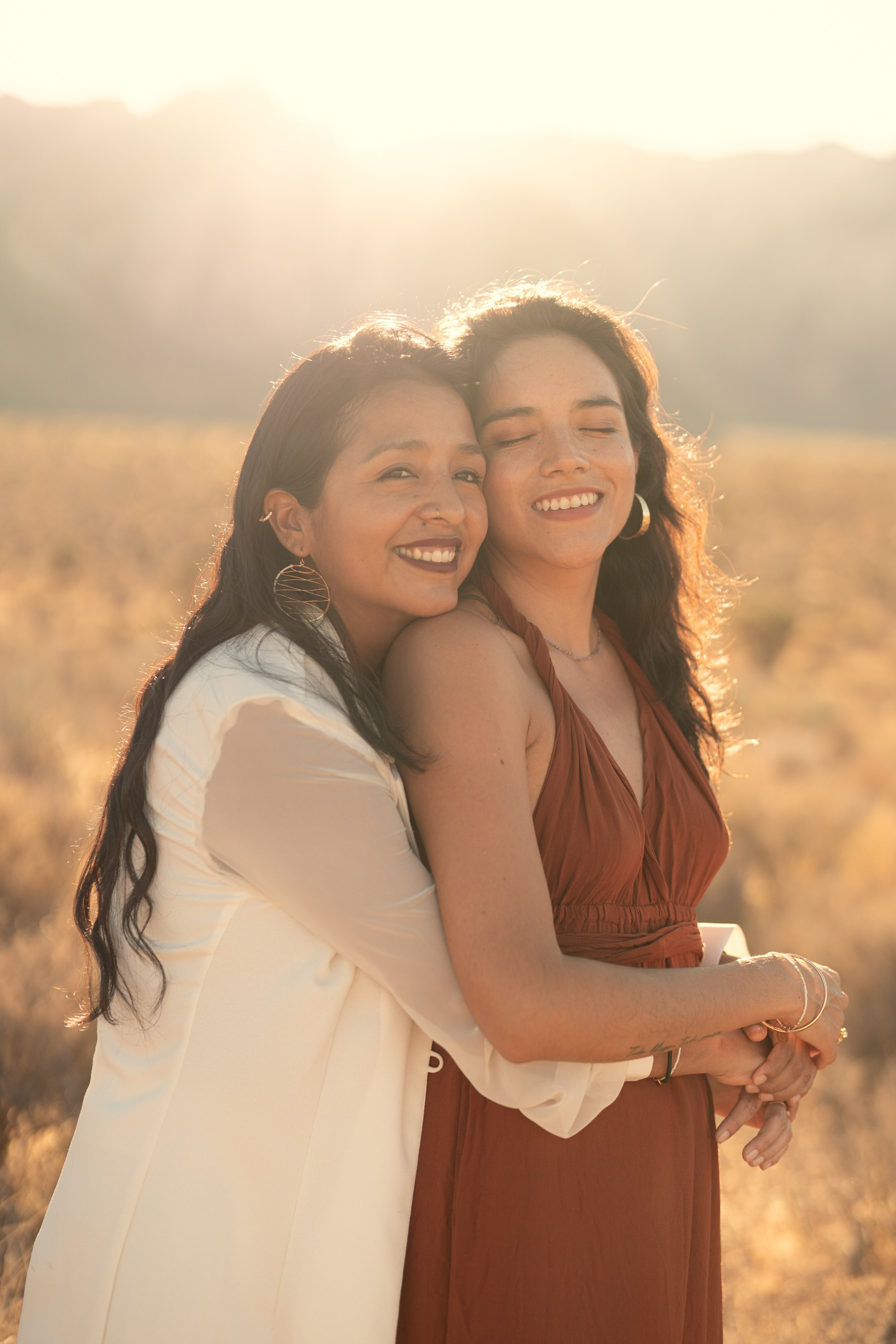 Liz&Fatima. Wedding & elopement photographer Viktoriya Kravtsov. Las Vegas