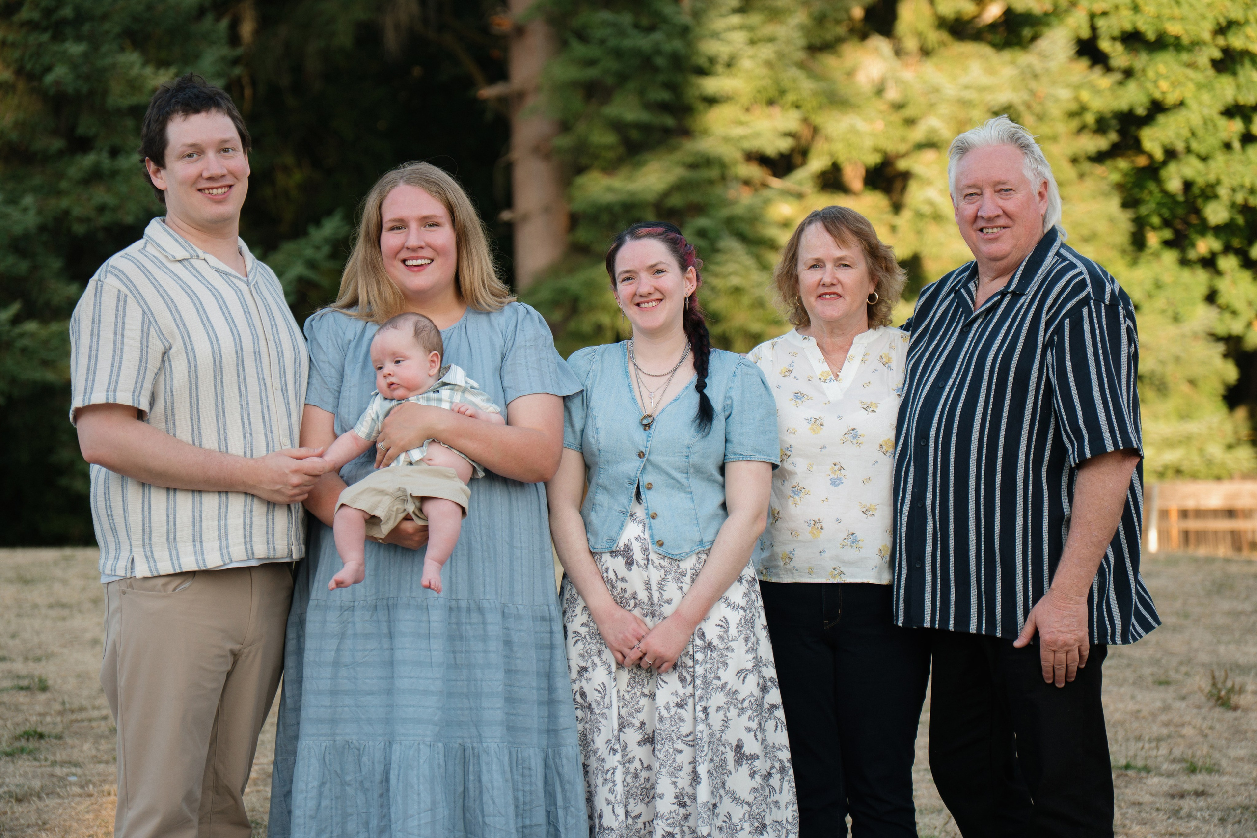 Courtney’s family. Photographer in Washington Sophia D
