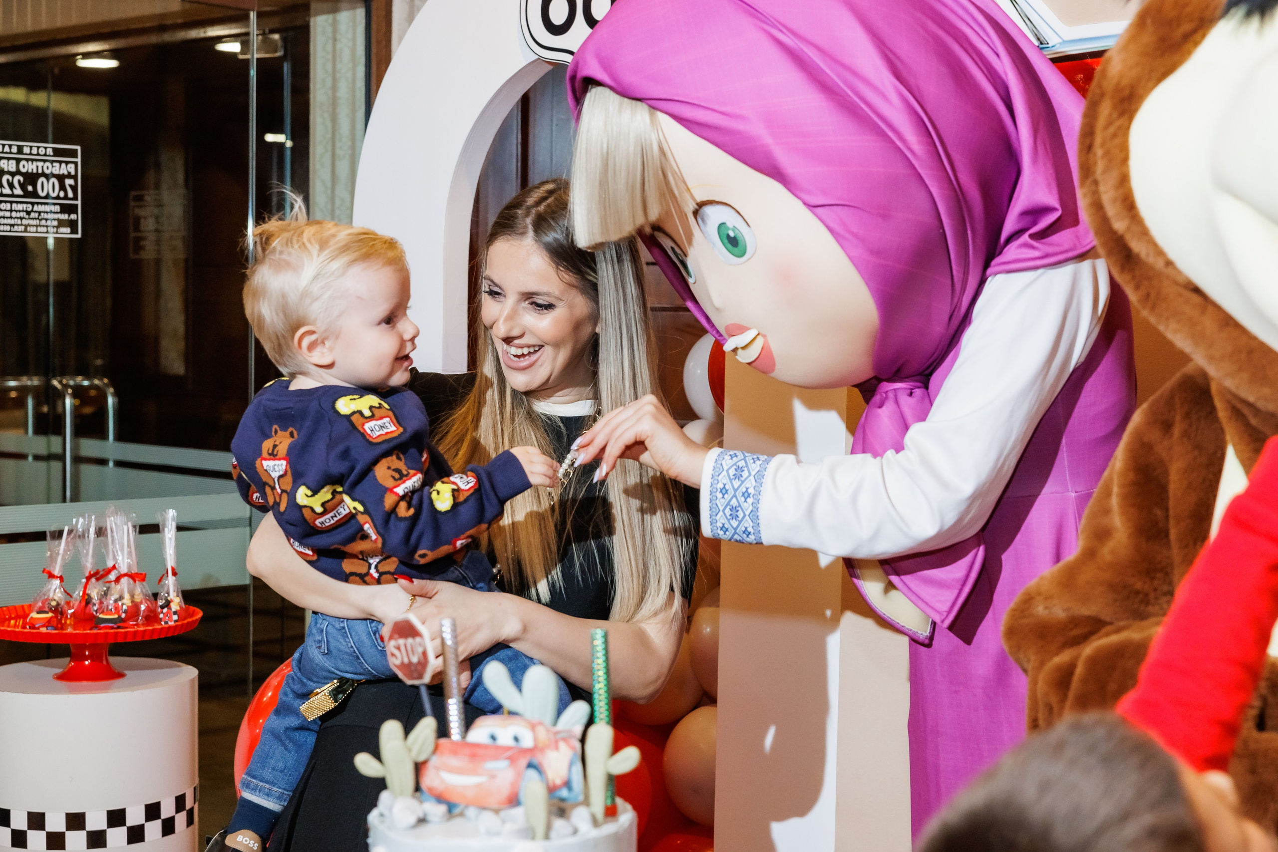 Честит Рожден Ден. Фотограф Ирина Йотова