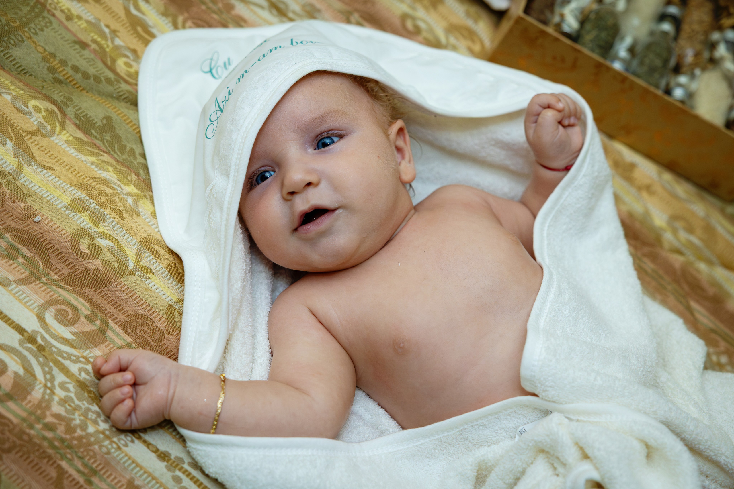 Eric Ionut. Moments By Gub