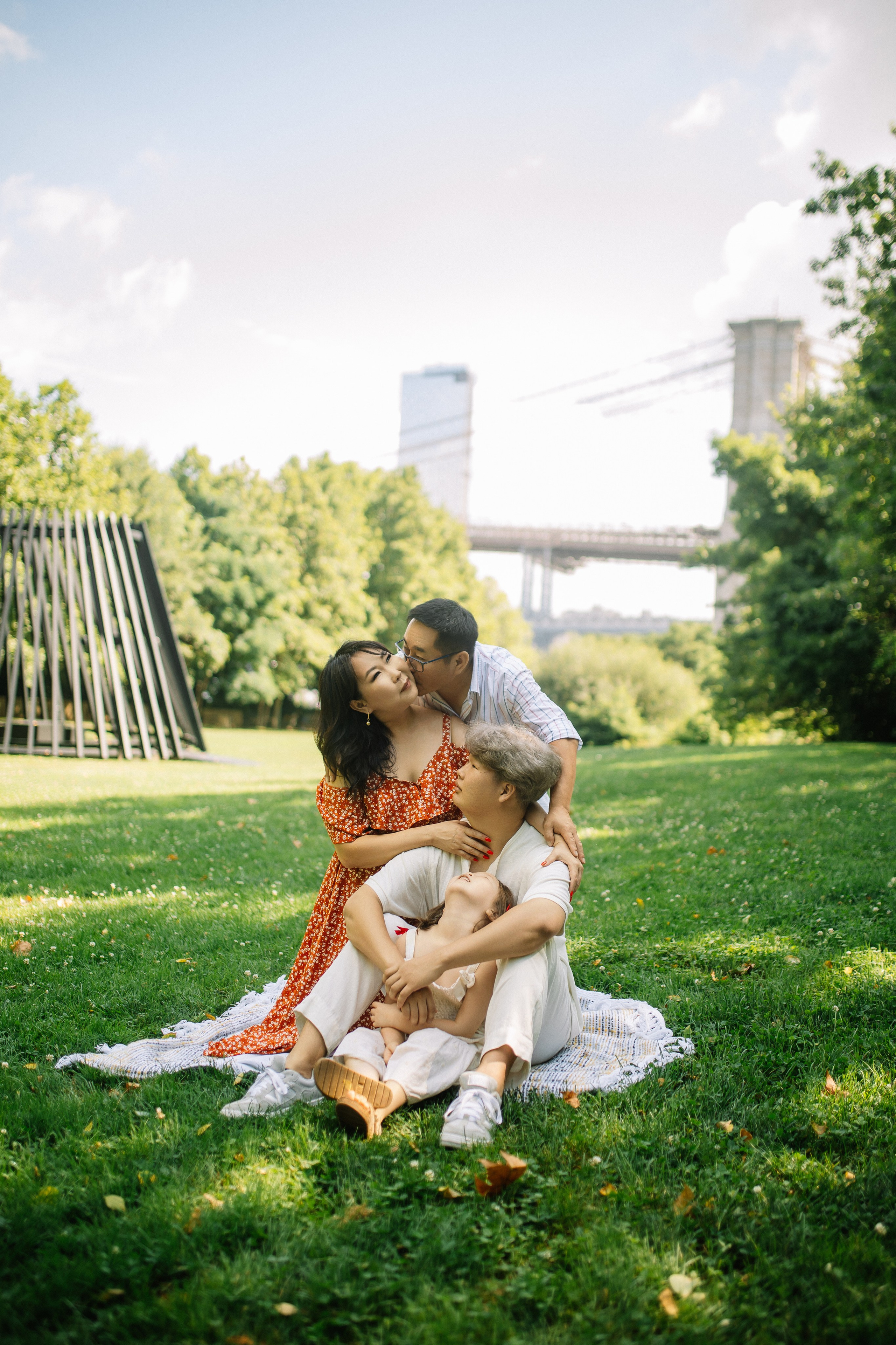 Family. Park. Photographer NYC