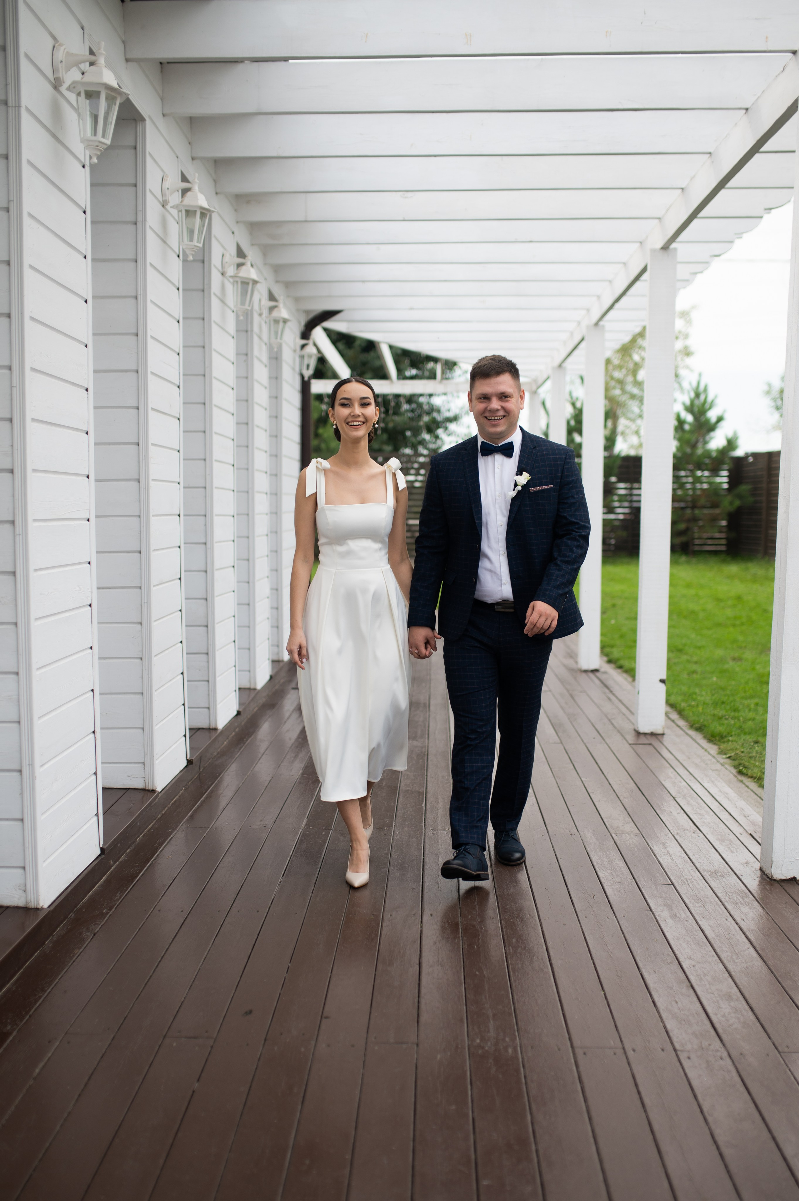 Together is better. Wedding and commercial photographer