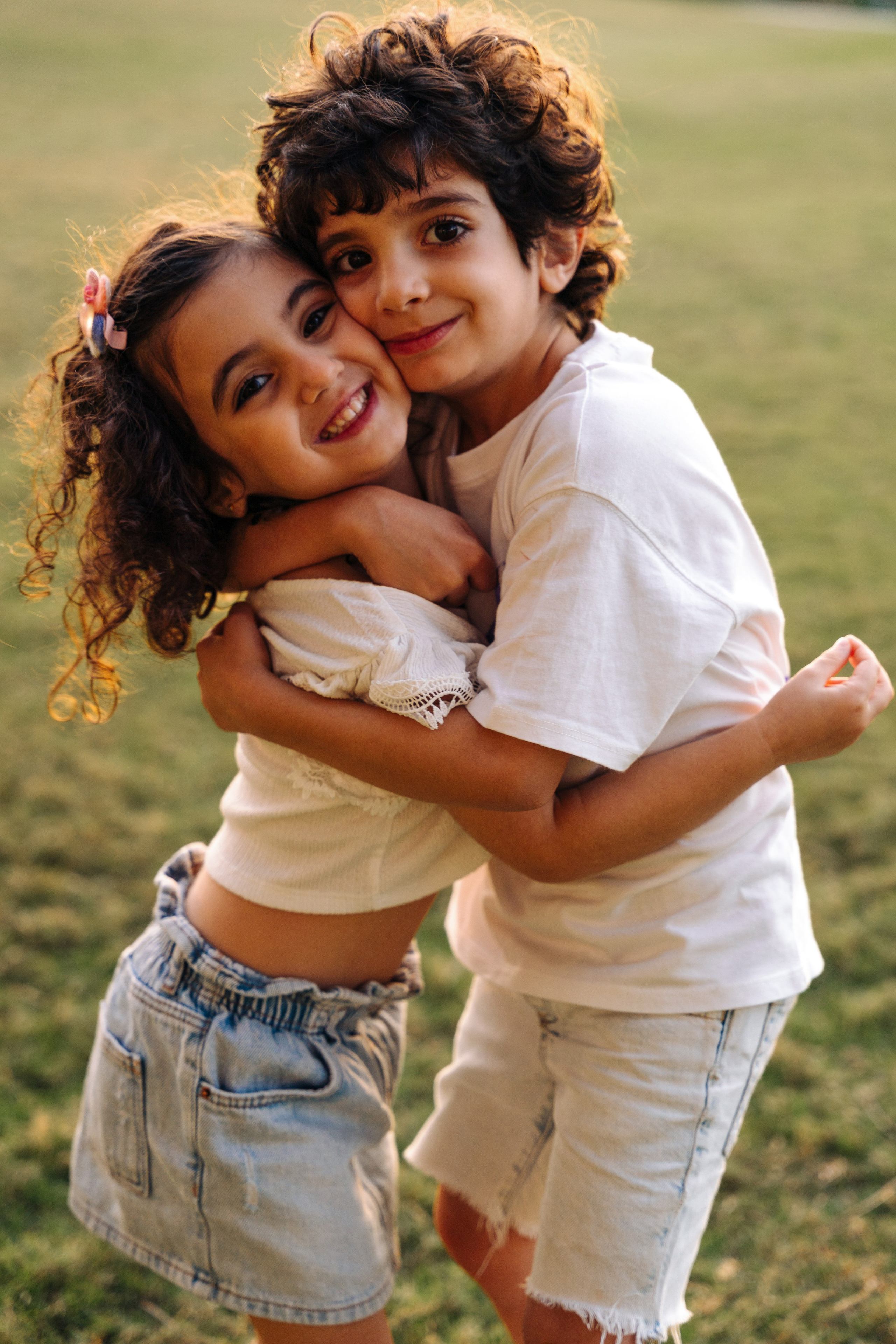 Family fun and play in the park. Angela Iakovleva — Family Photographer in Dubai