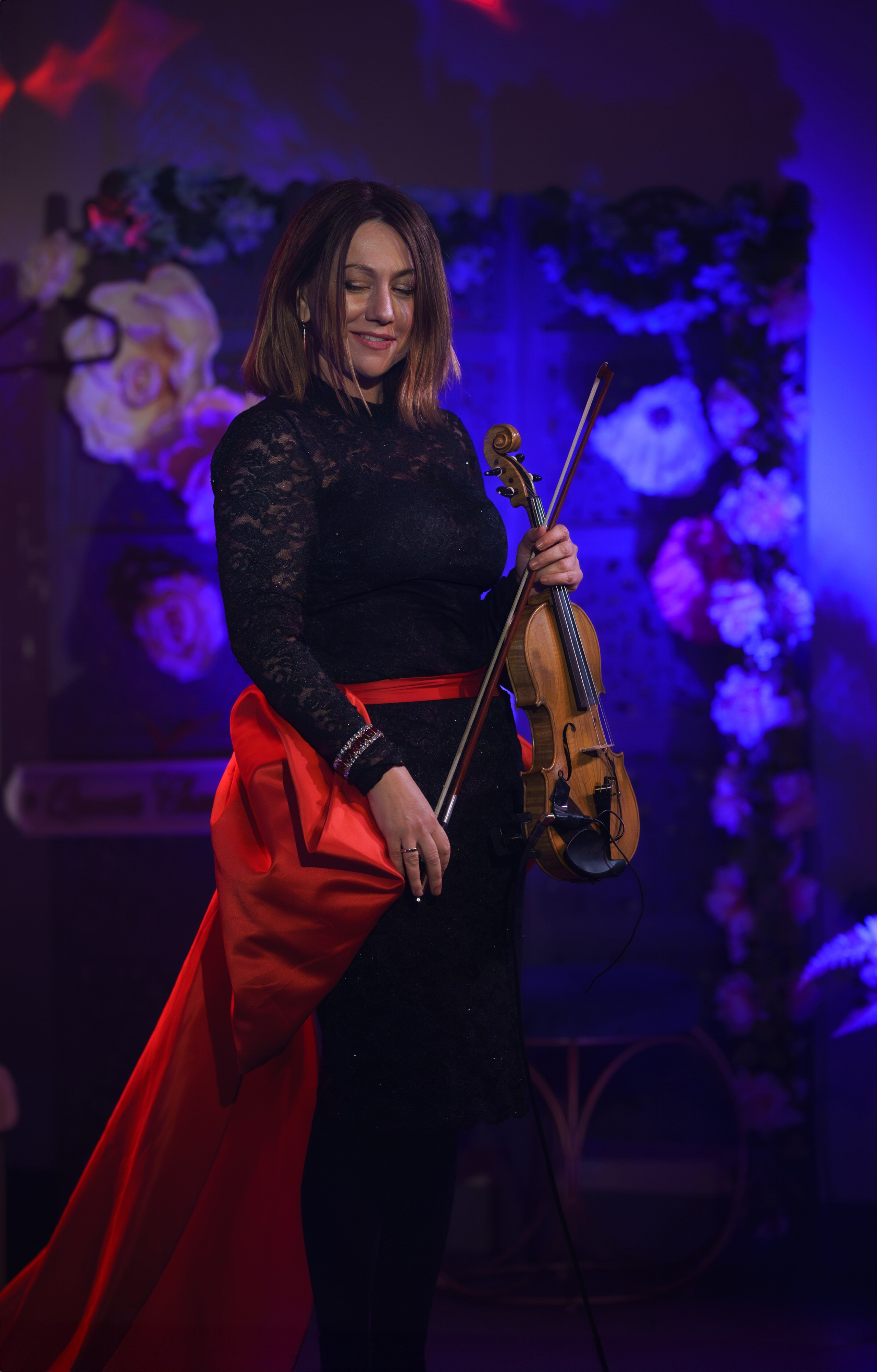 Show Mon Paris by Yelena Neva. Tatiana Smirnova — Photographer