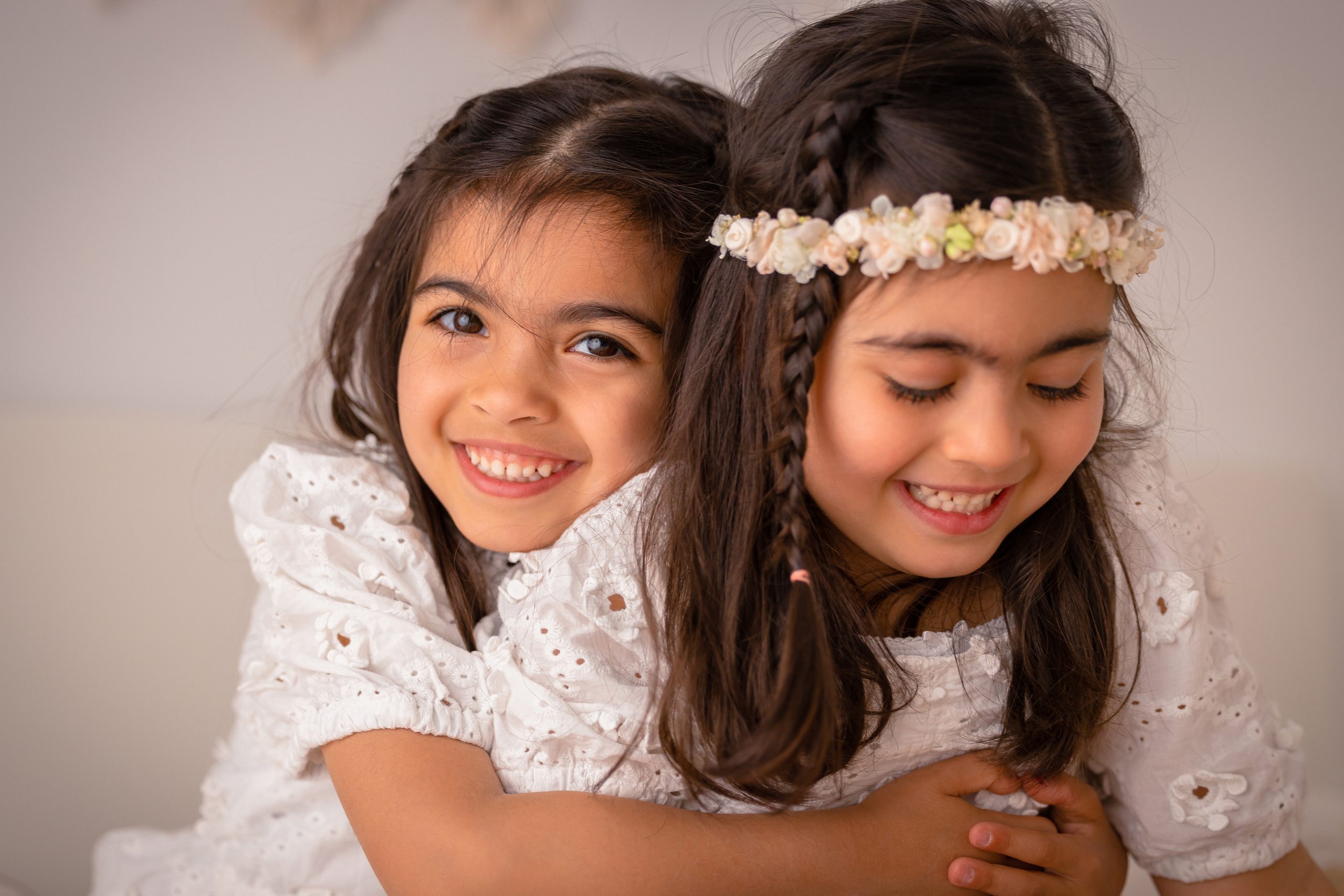 Süße Mädels. Hochzeitsfotograf München Taufe Familienfotograf Tanja Mauke