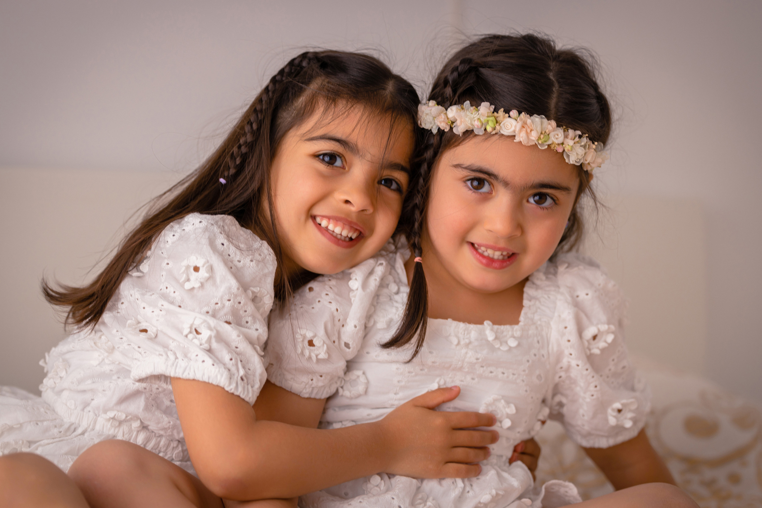 Süße Mädels. Hochzeitsfotograf München Taufe Familienfotograf Tanja Mauke