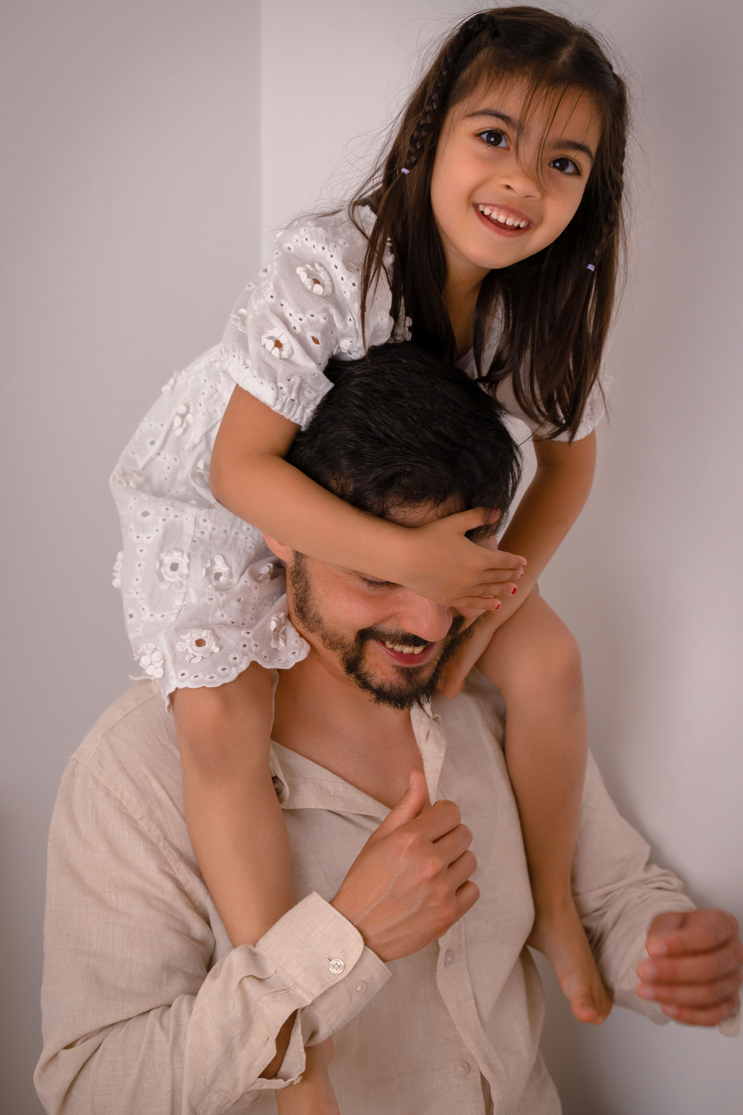 Süße Mädels. Hochzeitsfotograf München Taufe Familienfotograf Tanja Mauke