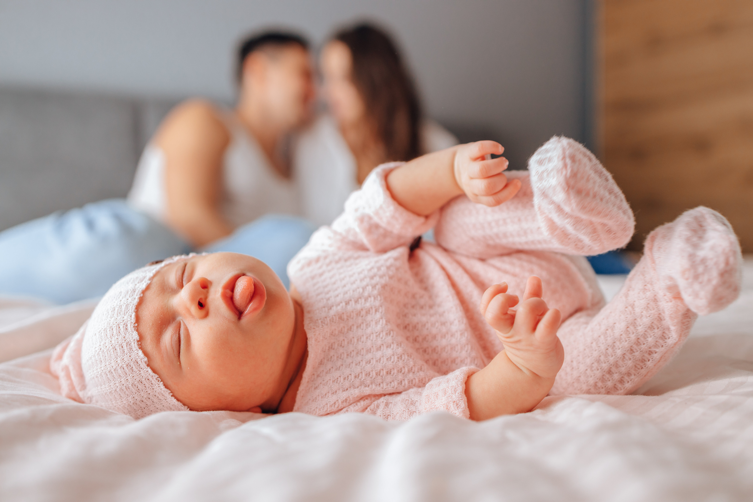 Prinzessin 1 Monate. Hochzeitsfotograf München Taufe Familienfotograf Tanja Mauke