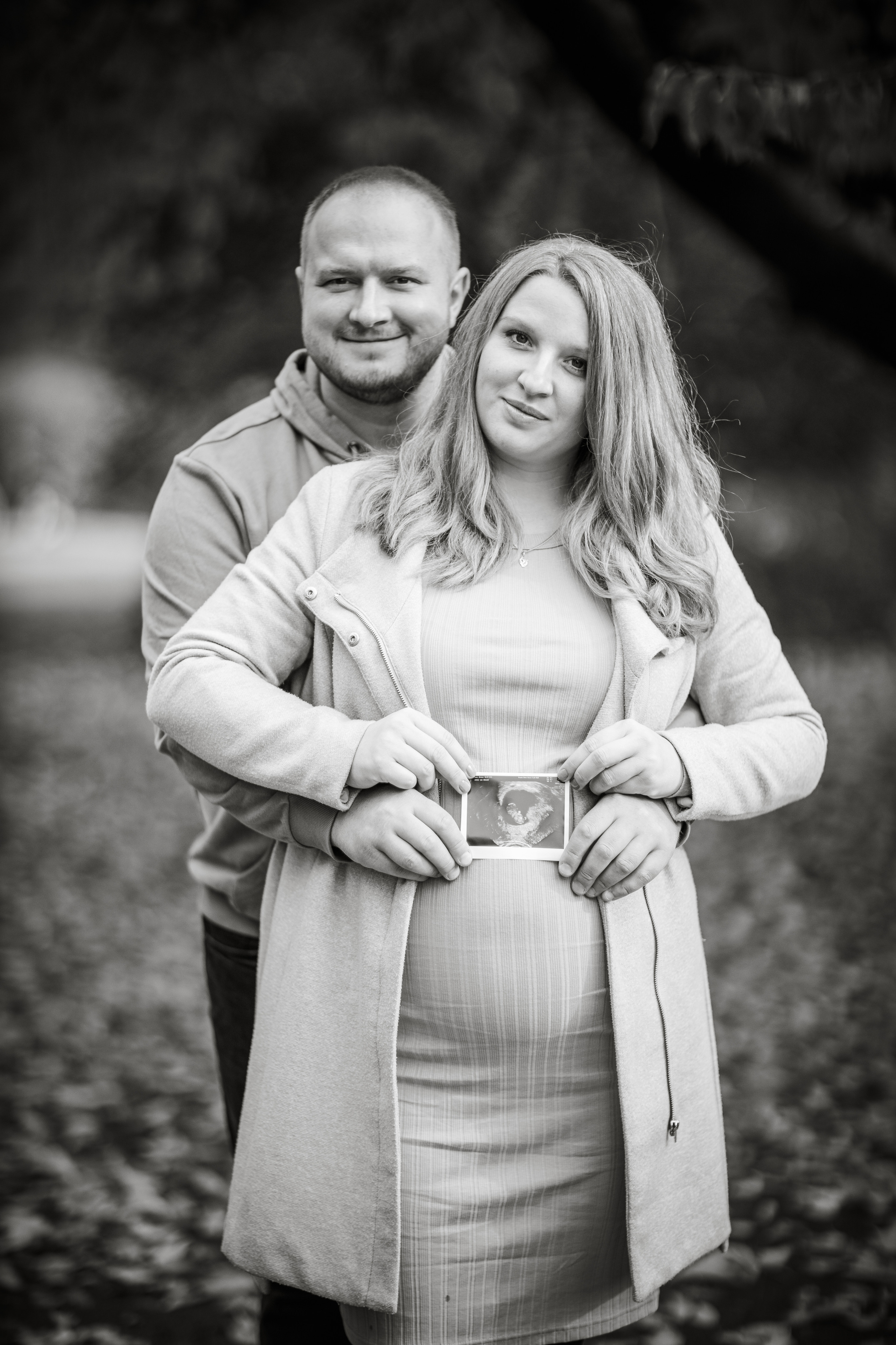 Ostpark Babybauch. Hochzeitsfotograf München Taufe Familienfotograf Tanja Mauke