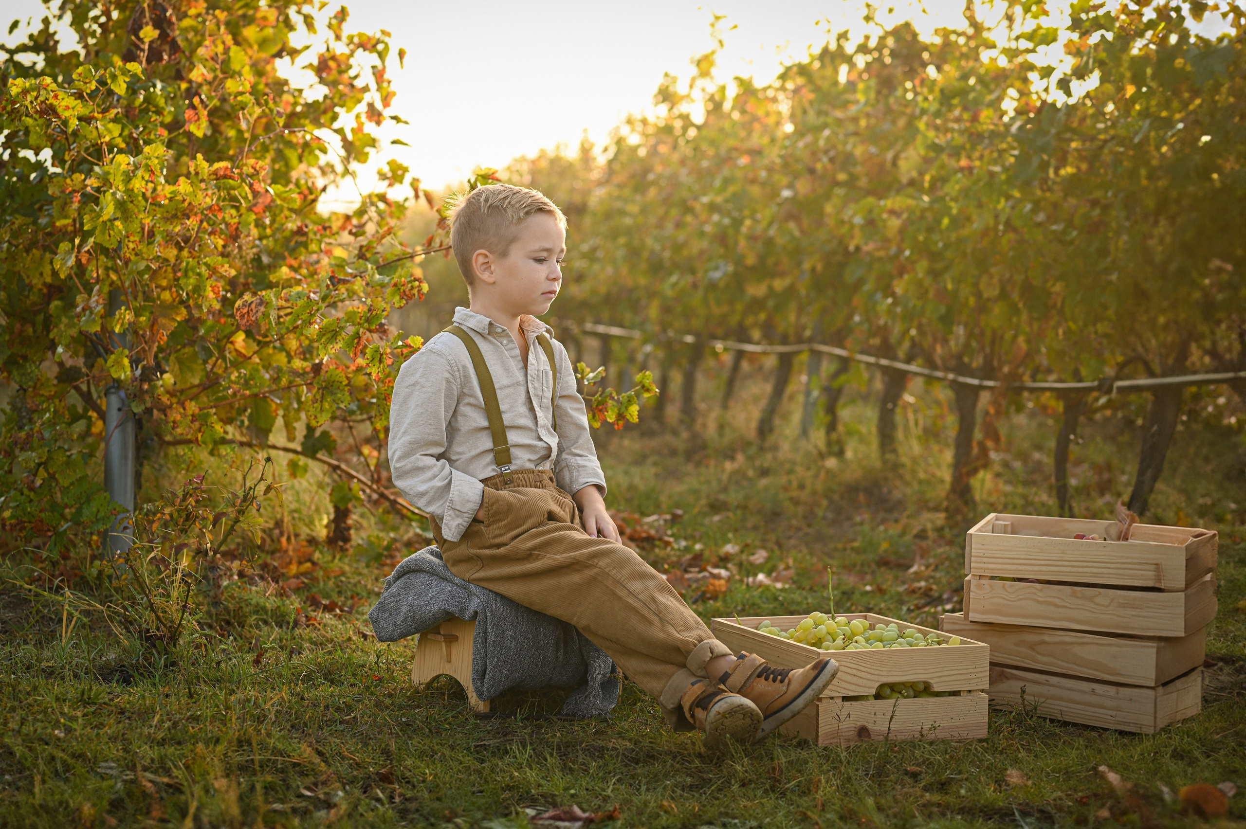 KIDS VINTAGE. Family, children, portrait, and event photography in Thessaloniki