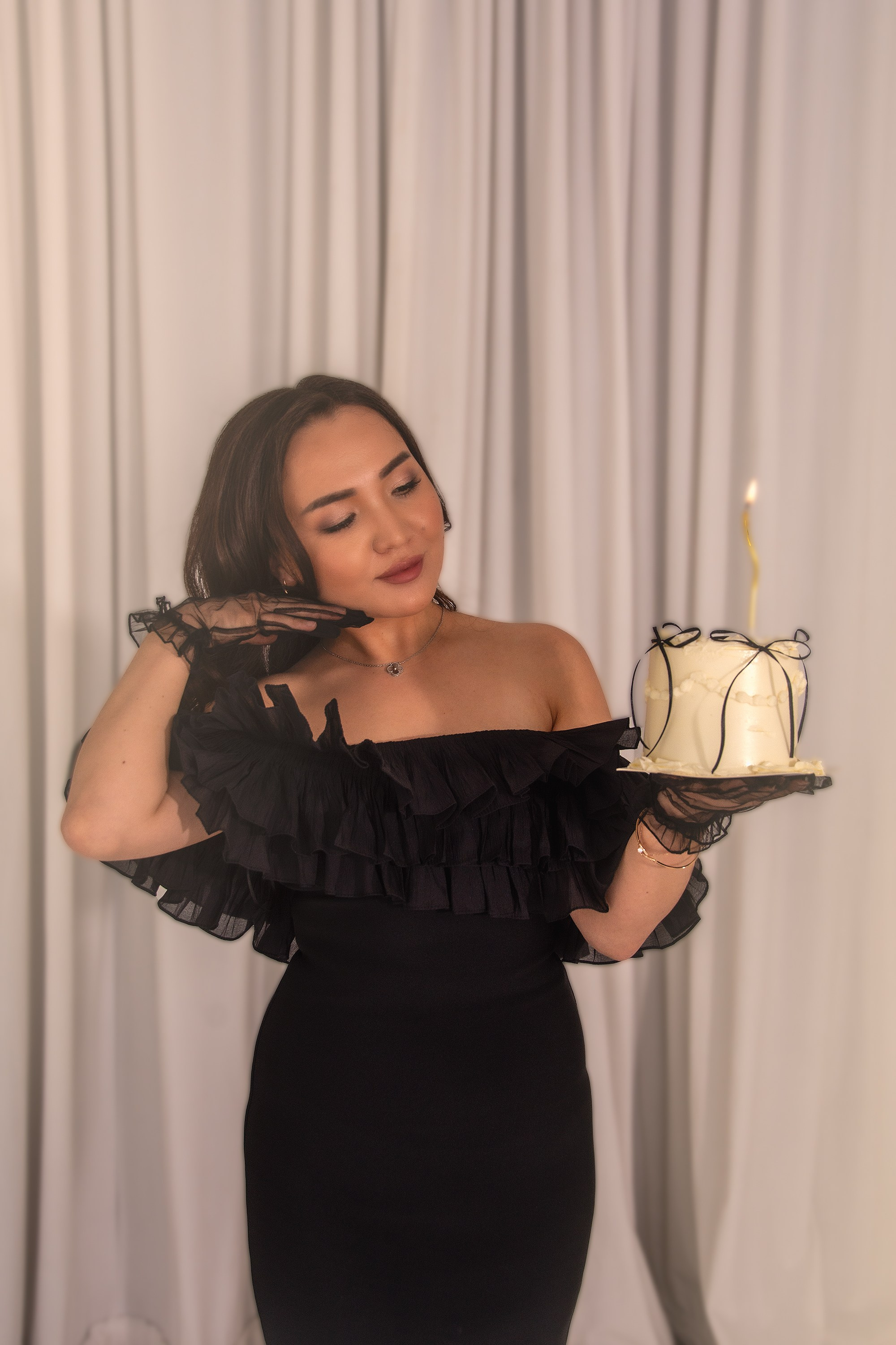 Dinara Pre-Birthday Photo shoot. Professional portrait photographer in Los Angeles | Axenia Haritonova