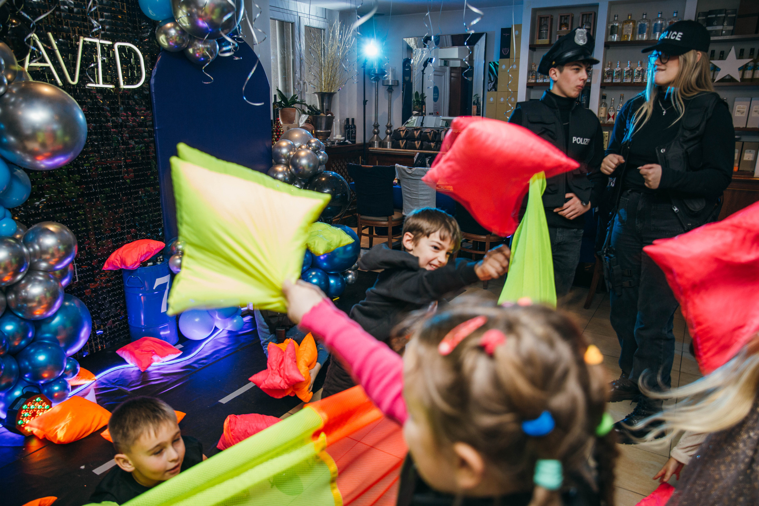Kinderparty. Portrait family photographer in Berlin Elena Zakh