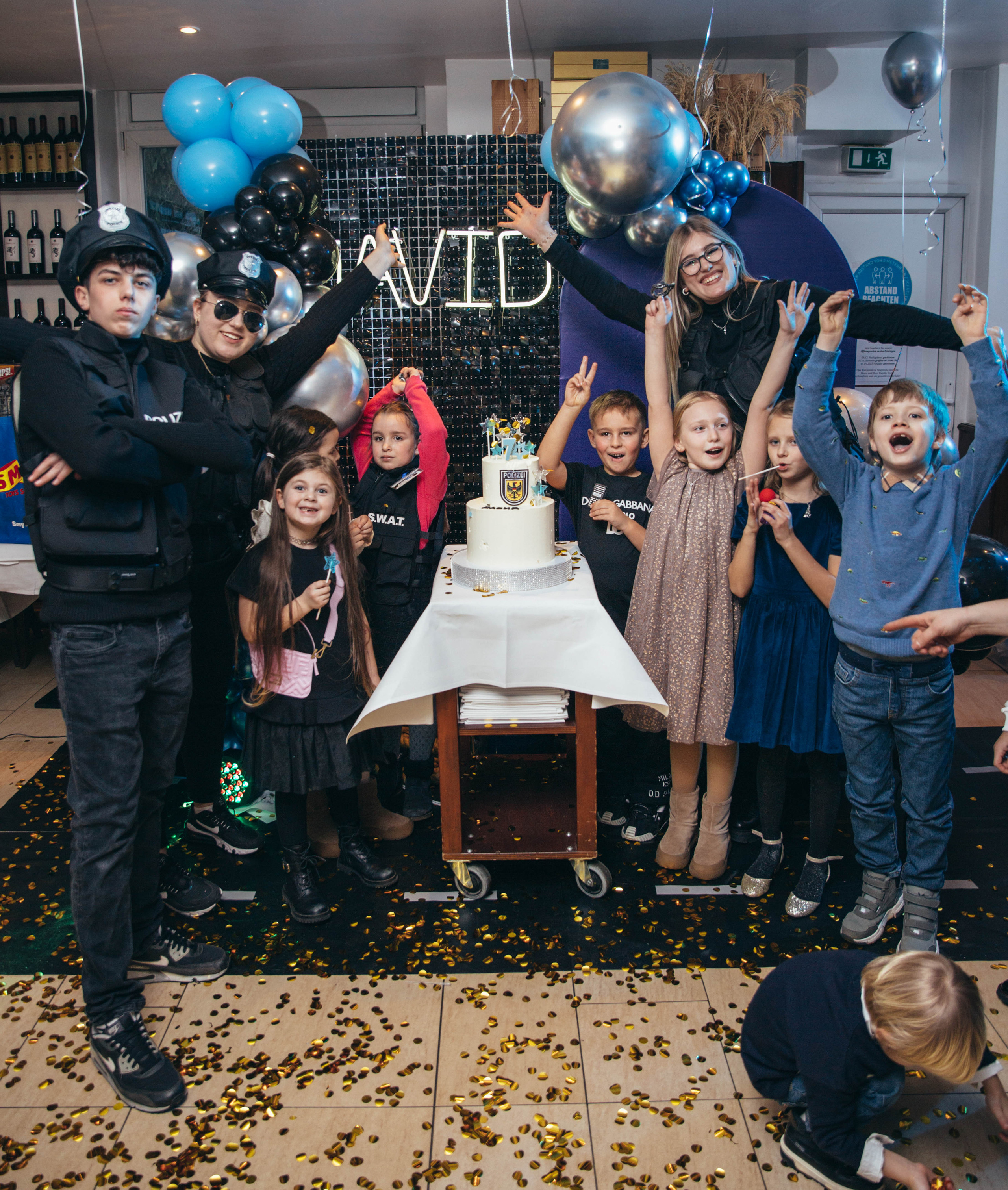 Kinderparty. Portrait family photographer in Berlin Elena Zakh