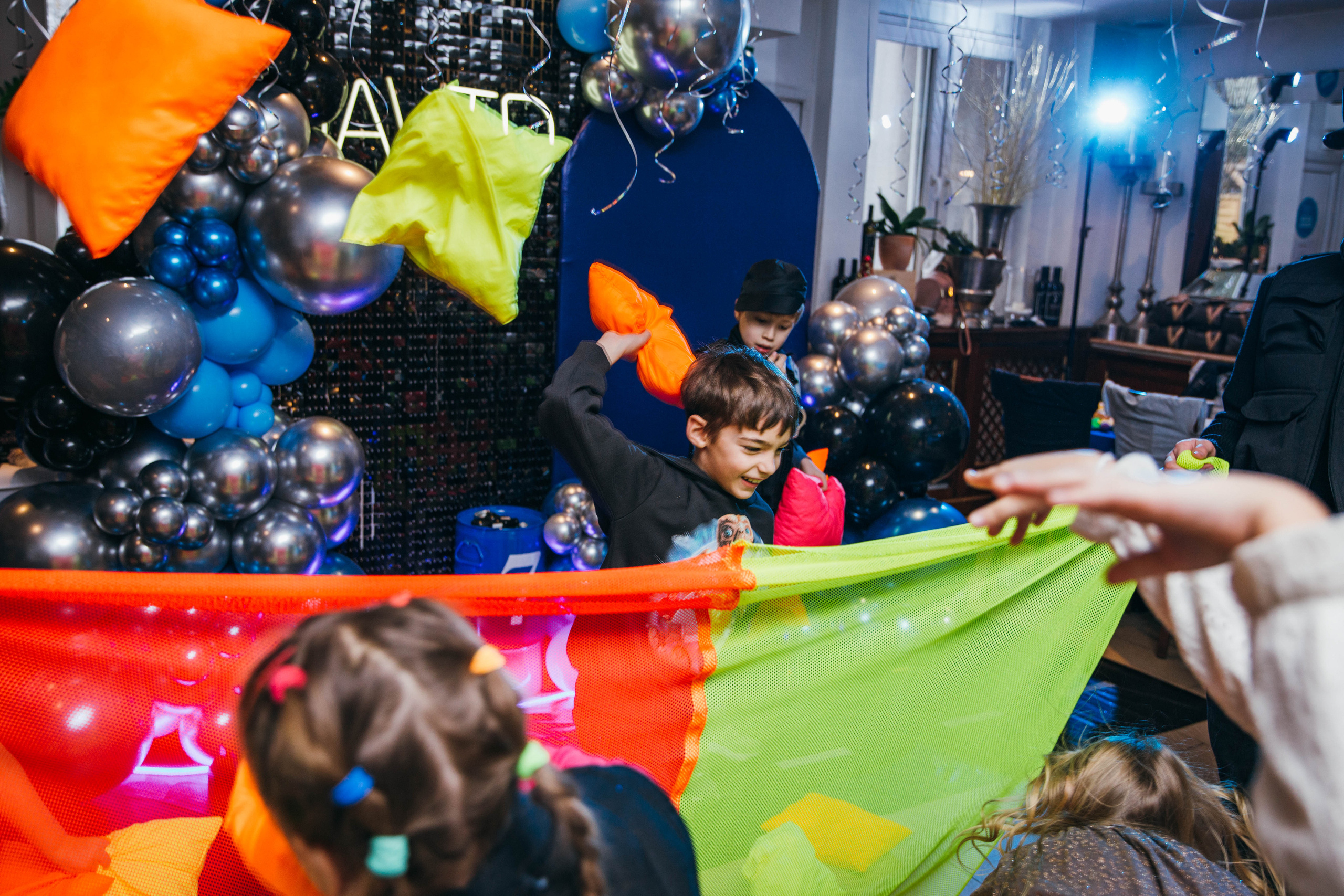 Kinderparty. Portrait family photographer in Berlin Elena Zakh