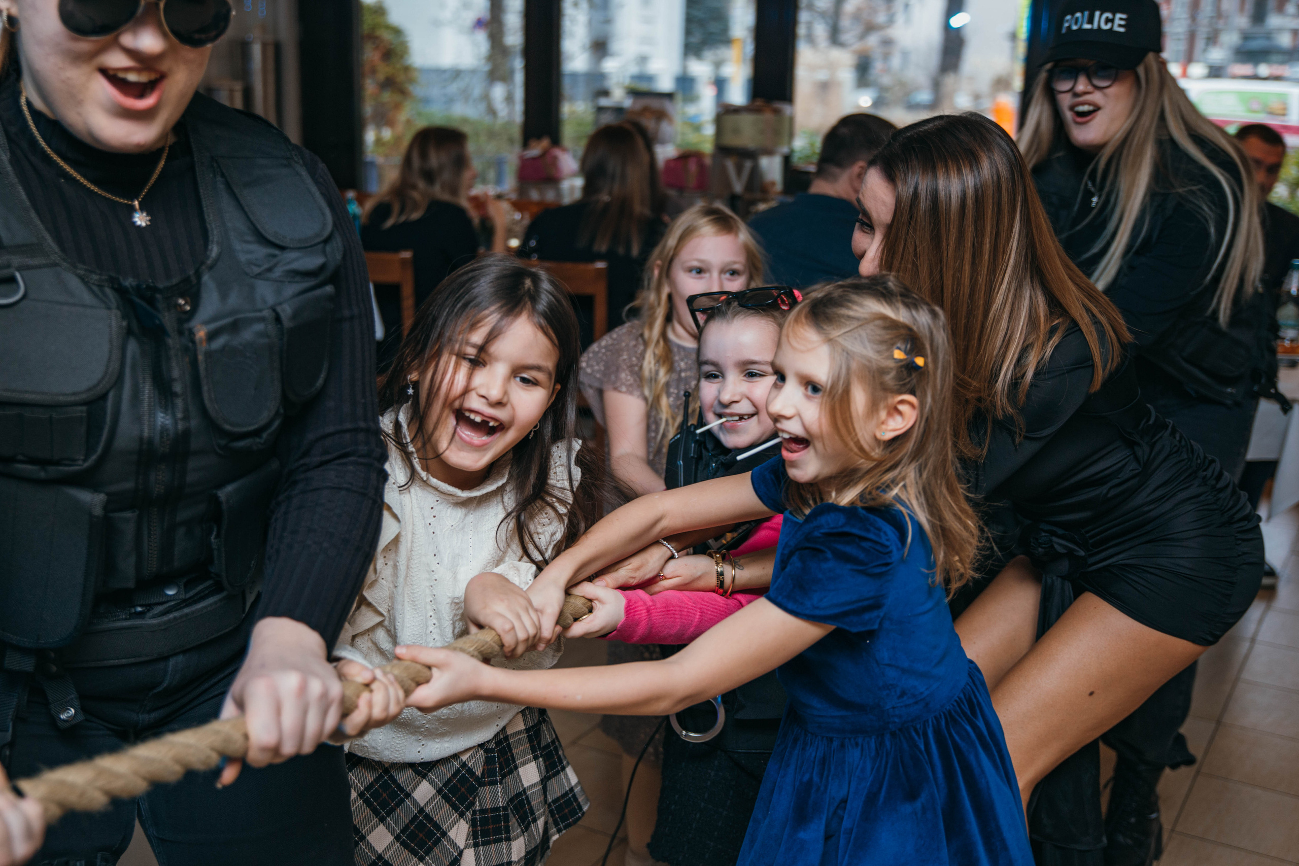 Kinderparty. Portrait family photographer in Berlin Elena Zakh