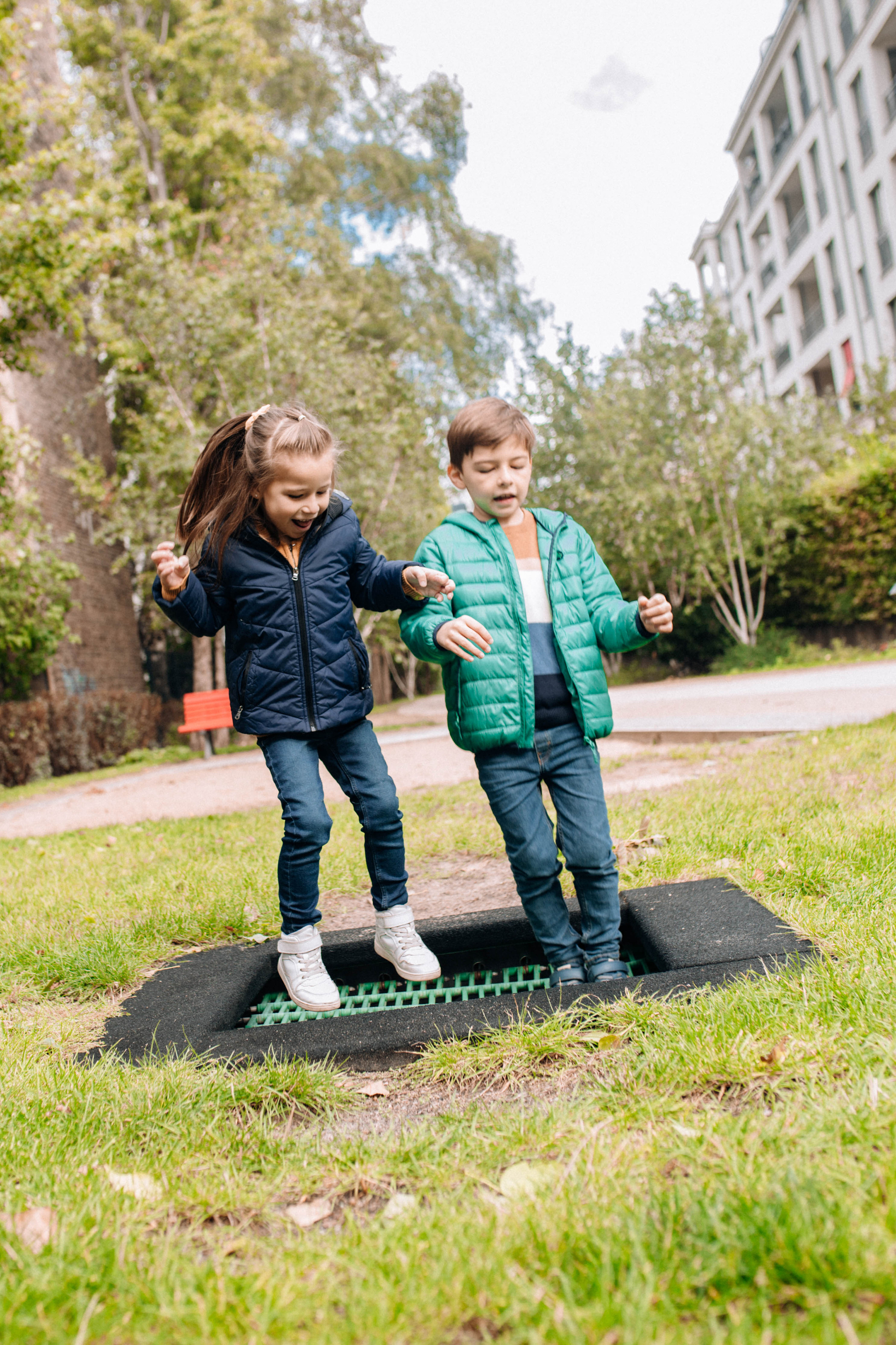 Familienwanderung. Portrait family photographer in Berlin Elena Zakh