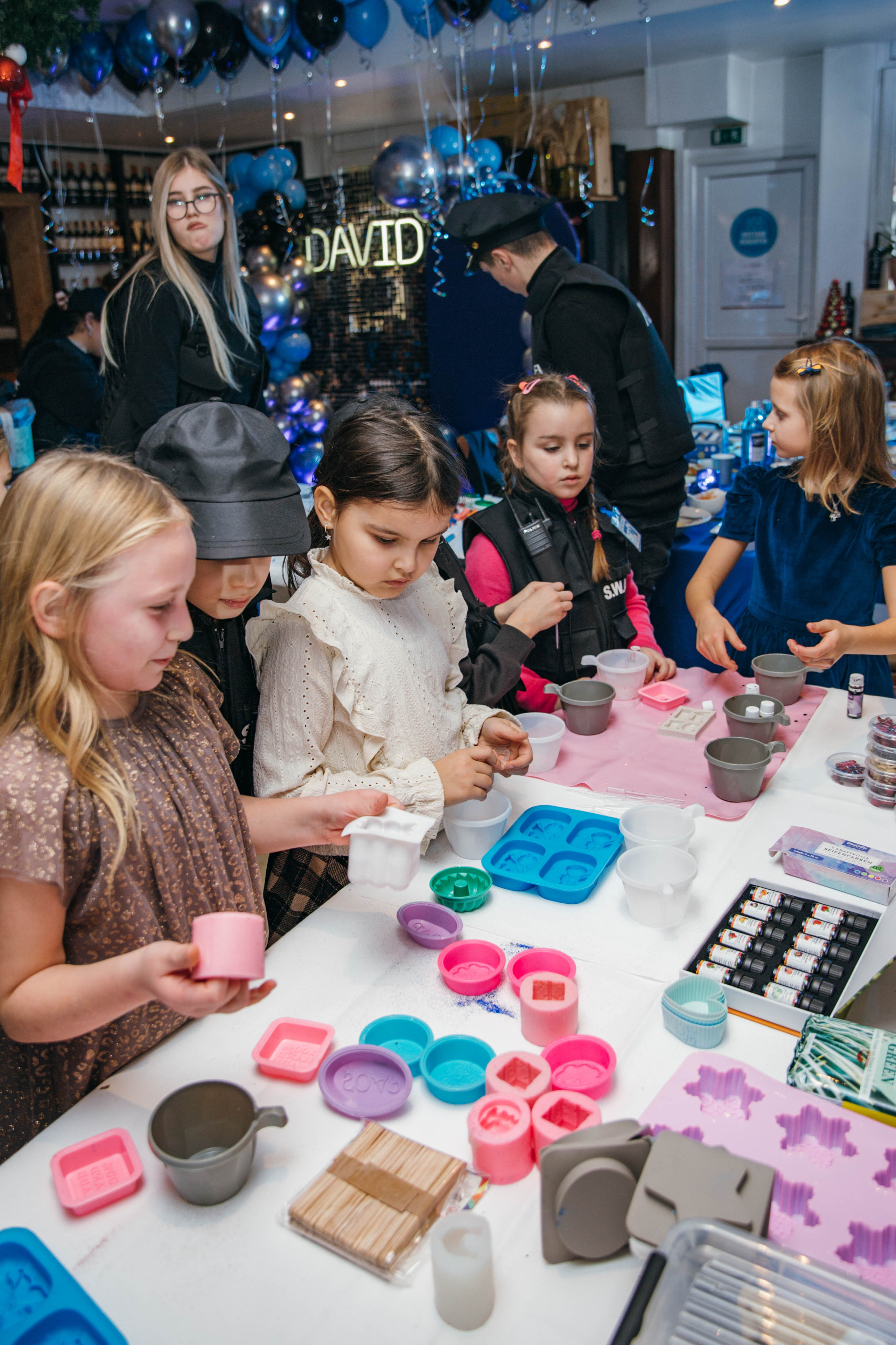 Kinderparty. Portrait family photographer in Berlin Elena Zakh