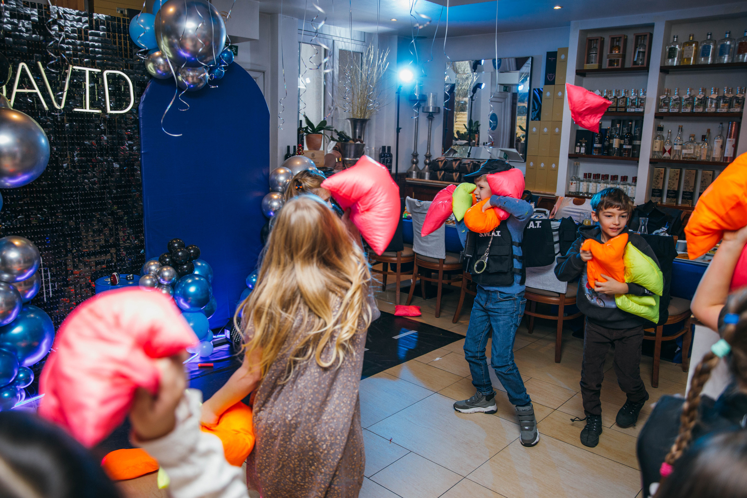 Kinderparty. Portrait family photographer in Berlin Elena Zakh