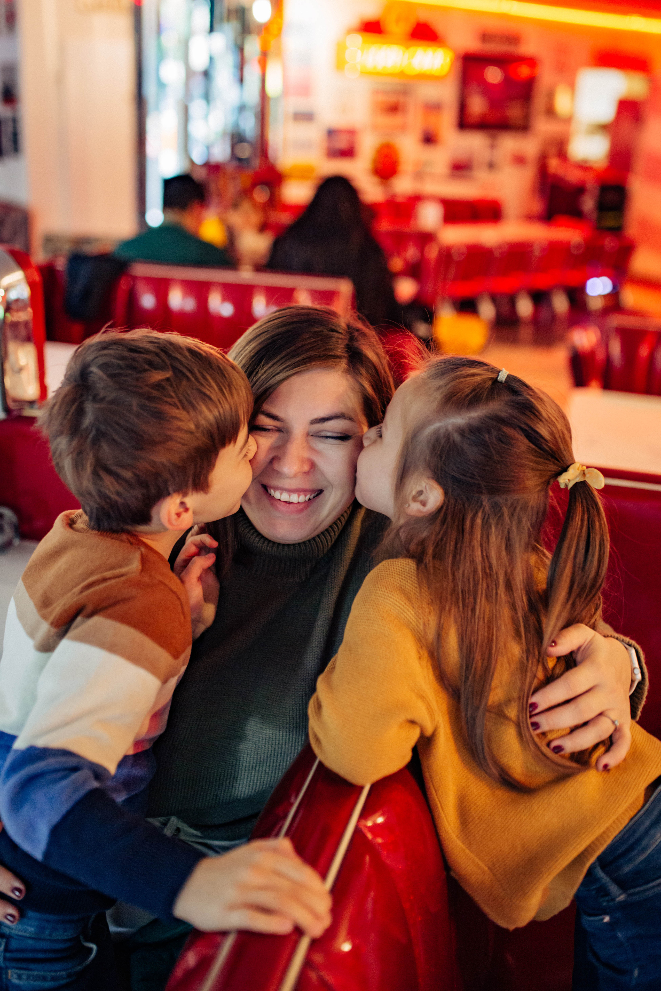 Familienwanderung. Portrait family photographer in Berlin Elena Zakh