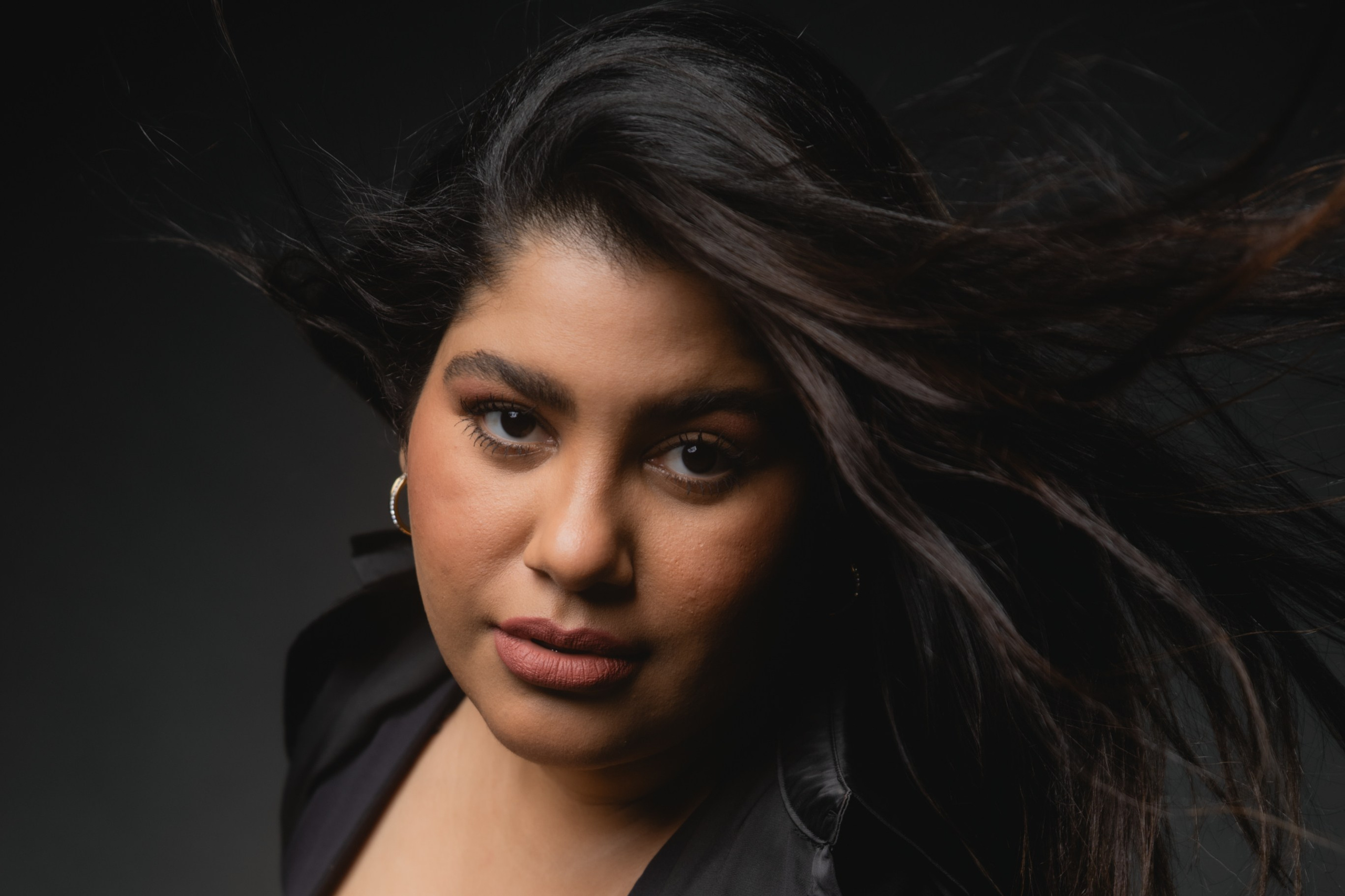 NOGLYSH. Anastasiia Antoniuk portrait, family and couple photographer, Portugal