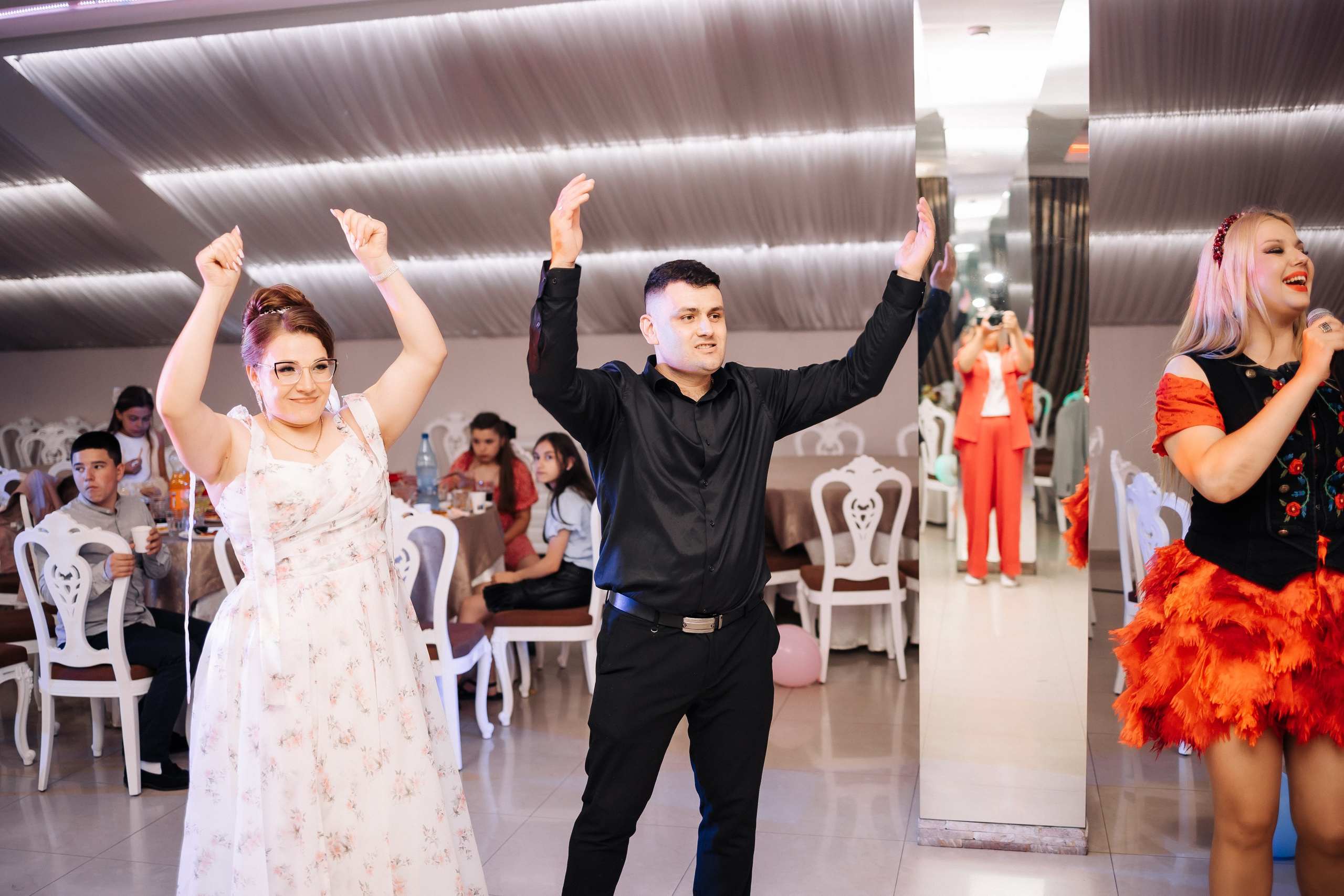 Marius & Amelia. Fotograful evenimentului tău