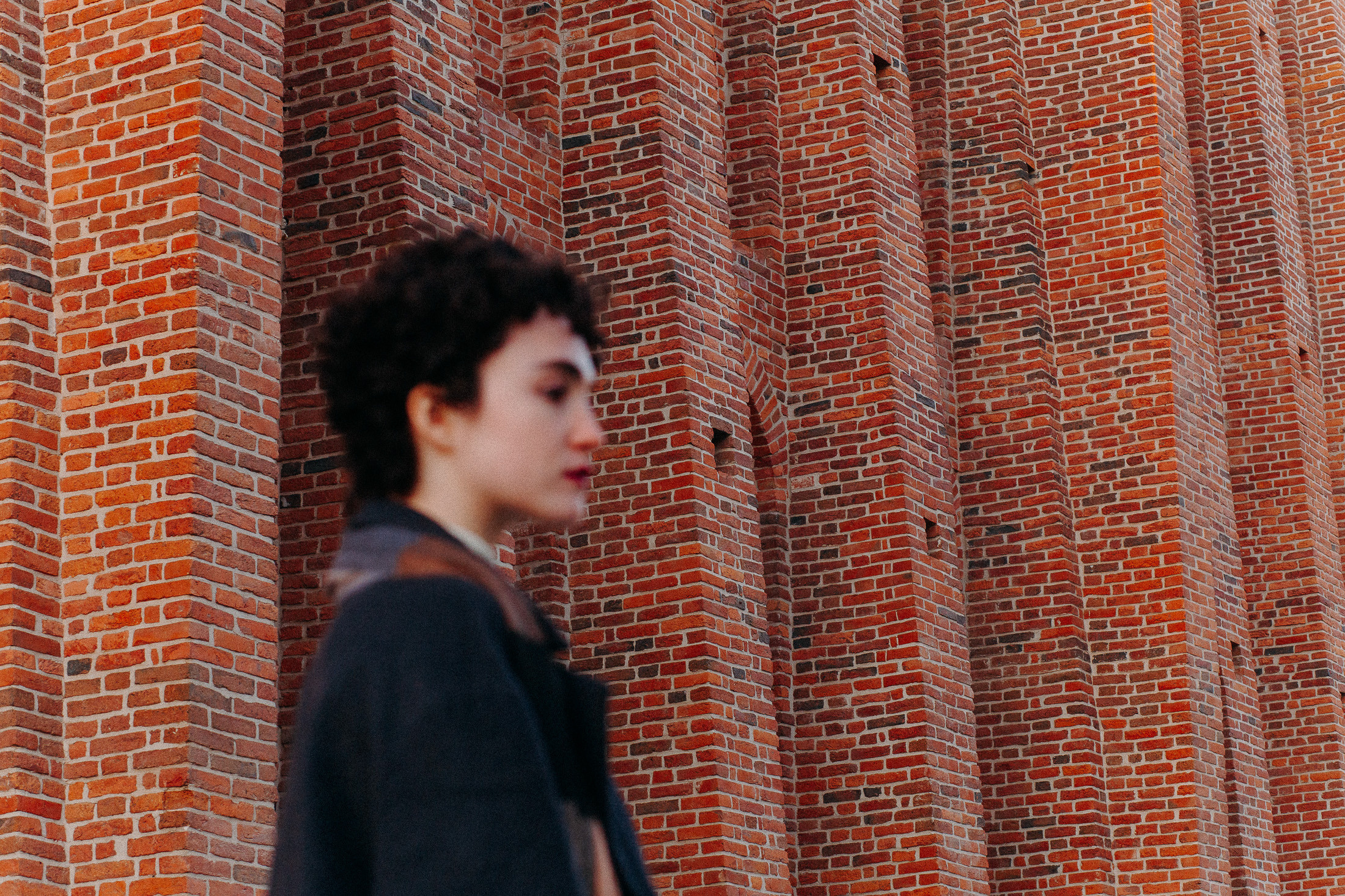 Аглая в Новой Голландии. Контент-фотограф Алина Филимонова