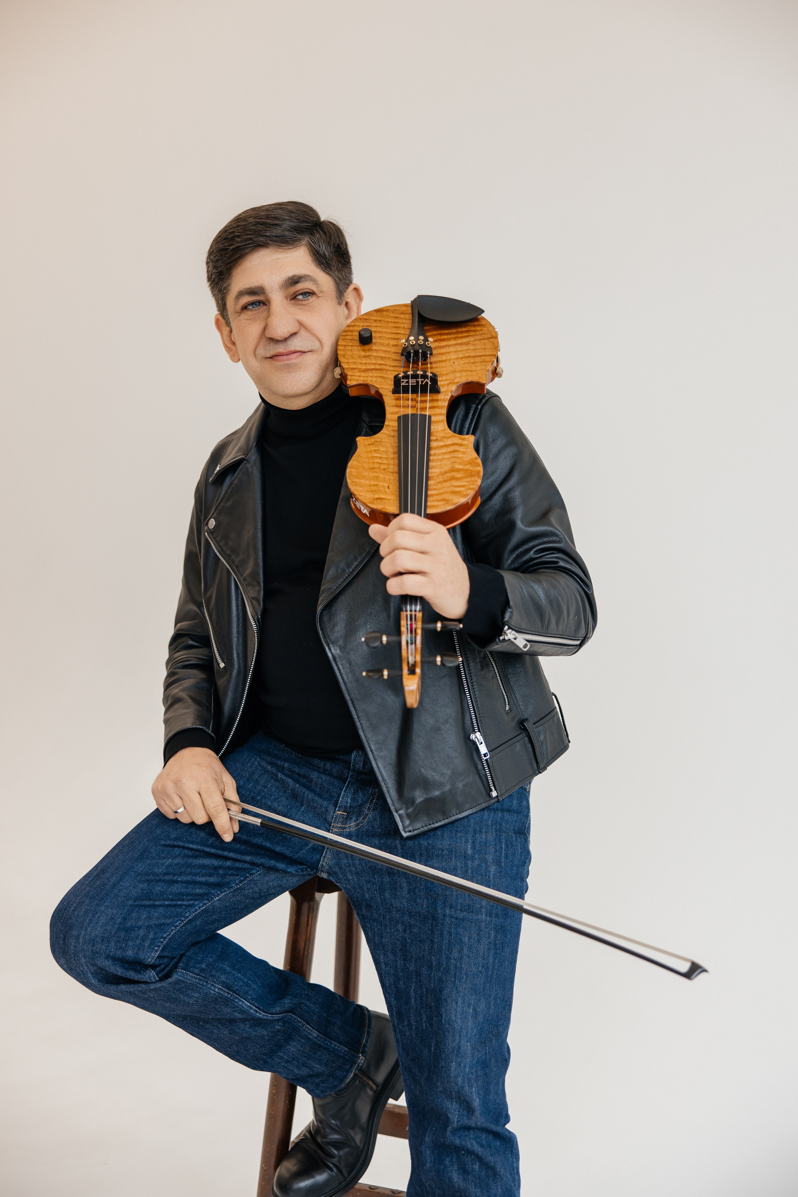 Corneliu & Angela Botgros. Furduidumitru.com