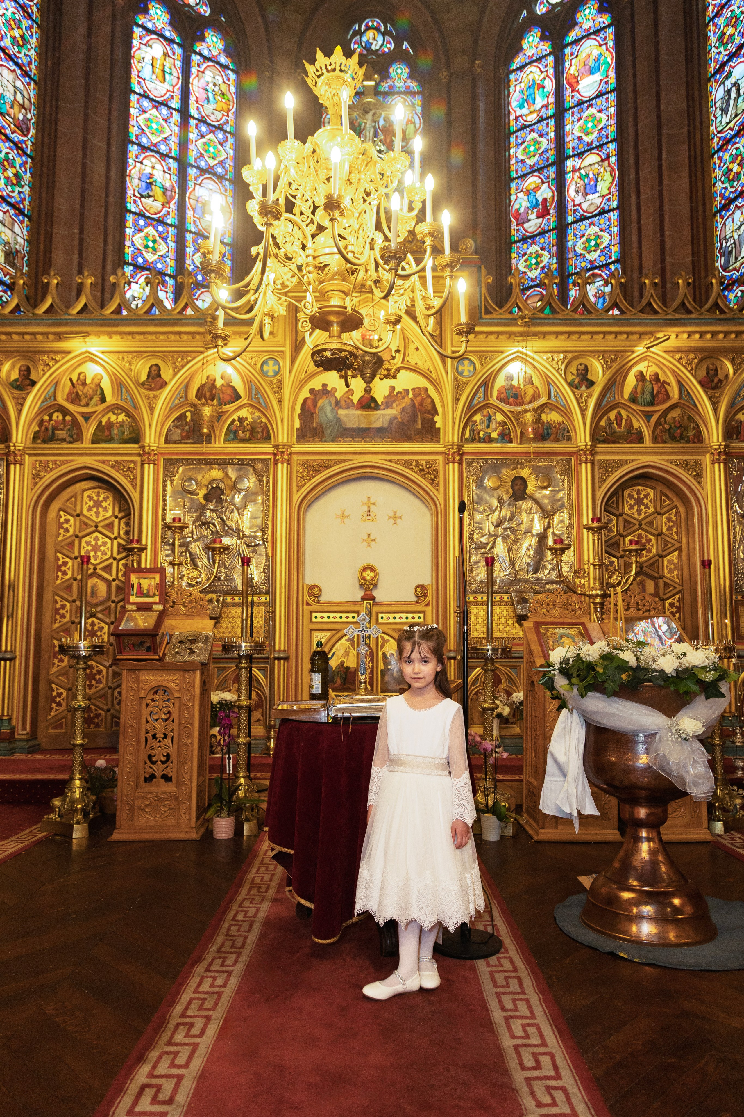 Un petit aperçu du baptême d’Emma ✨. Wedding, event and family photographer in Paris, Emilian Olaru