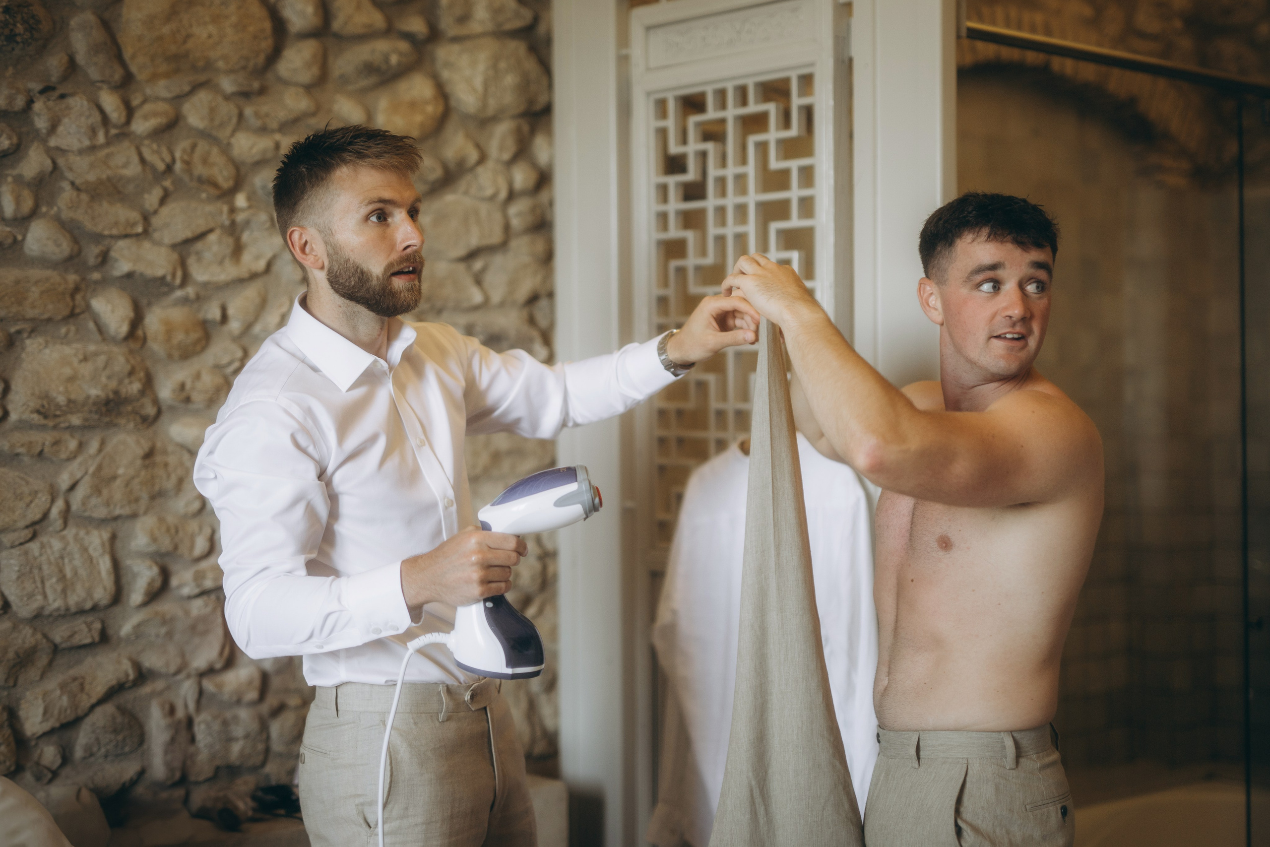 Lauren & Jamie. Hotel Castell d’Emporda. Paola fotógrafo / videografo de bodas en Barcelona