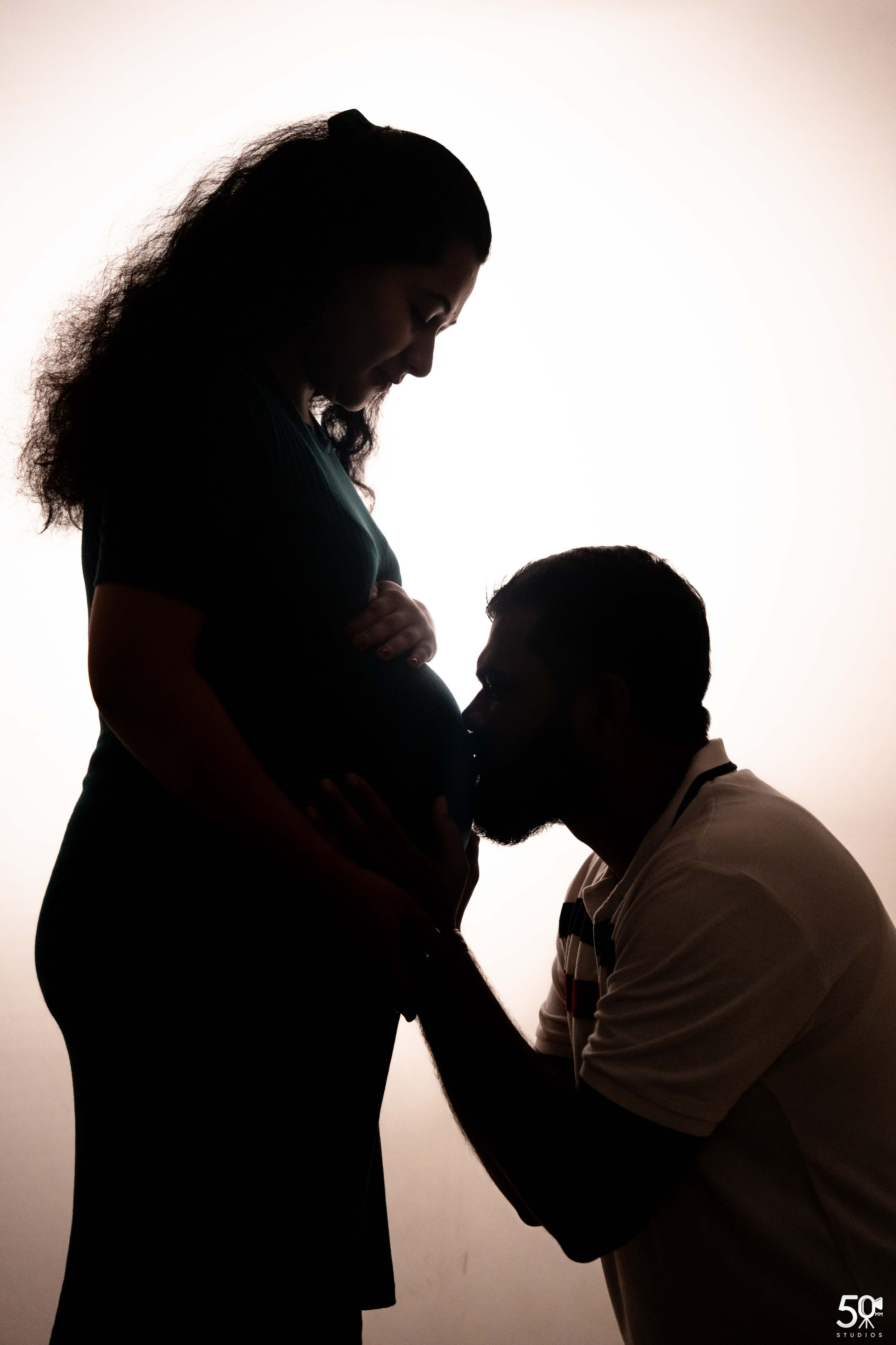 MATERNITY AND BABY SHOOTS. 50mm STUDIOS