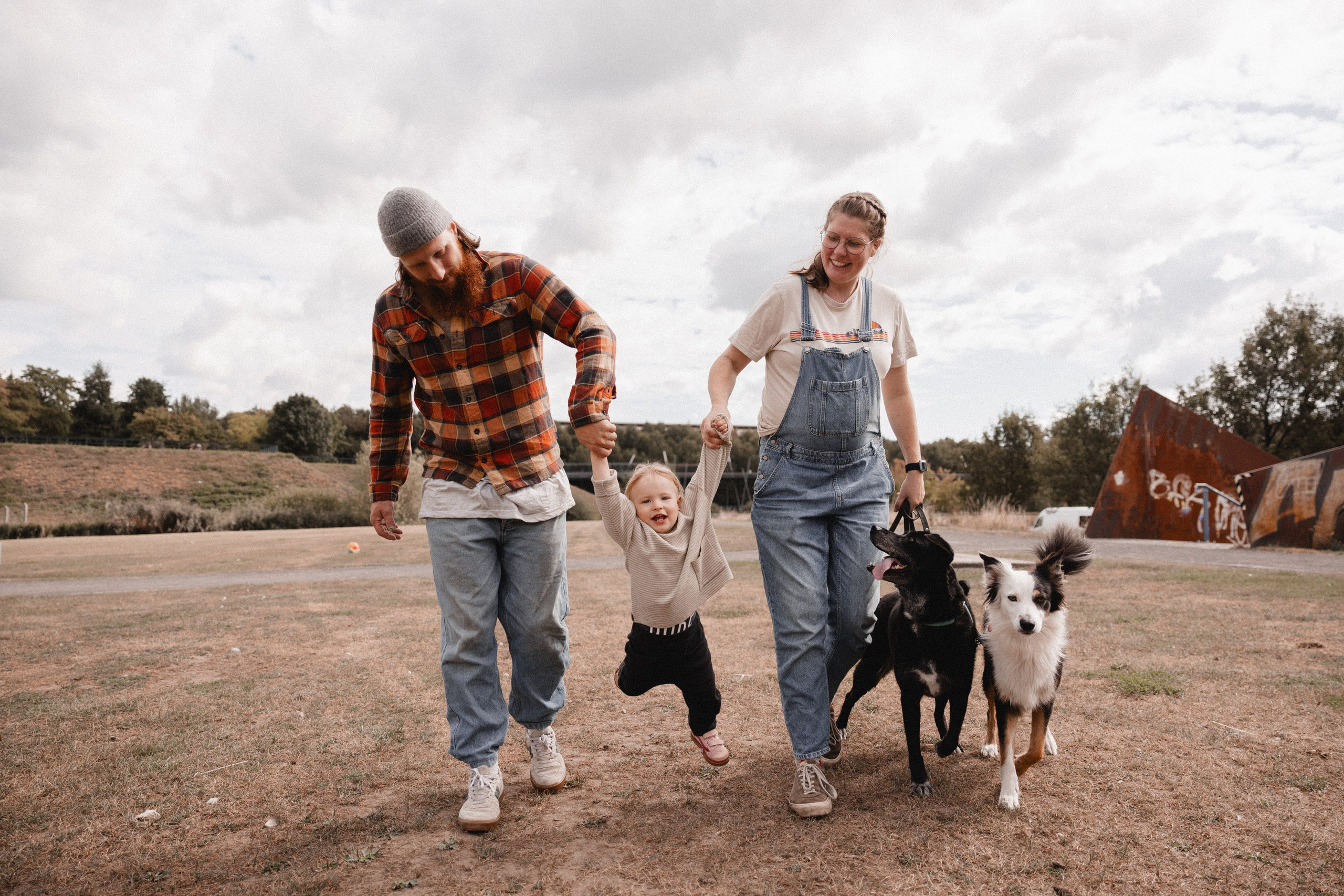 Thessa & Moritz I Westpark Bochum. Hochzeitsfotografin Bochum | Halyna Reiche Fotografie NRW